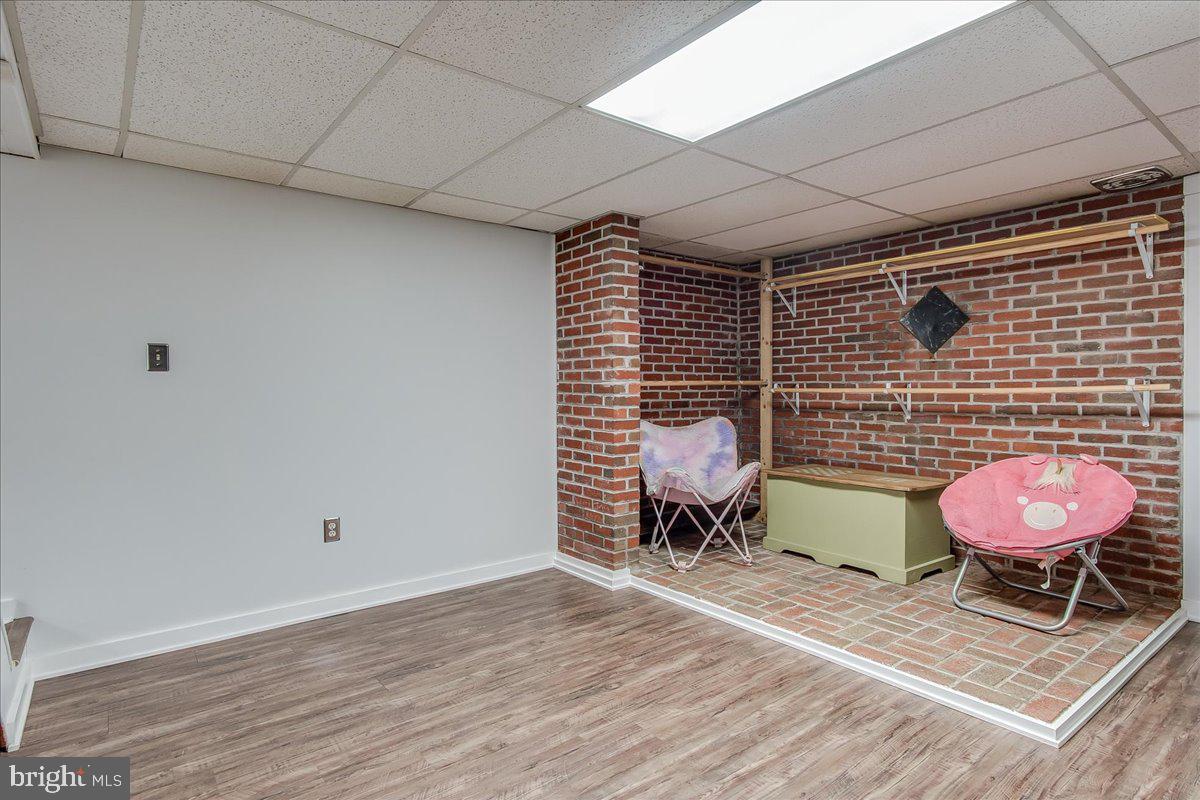 CHIPS MEADOW - Residential