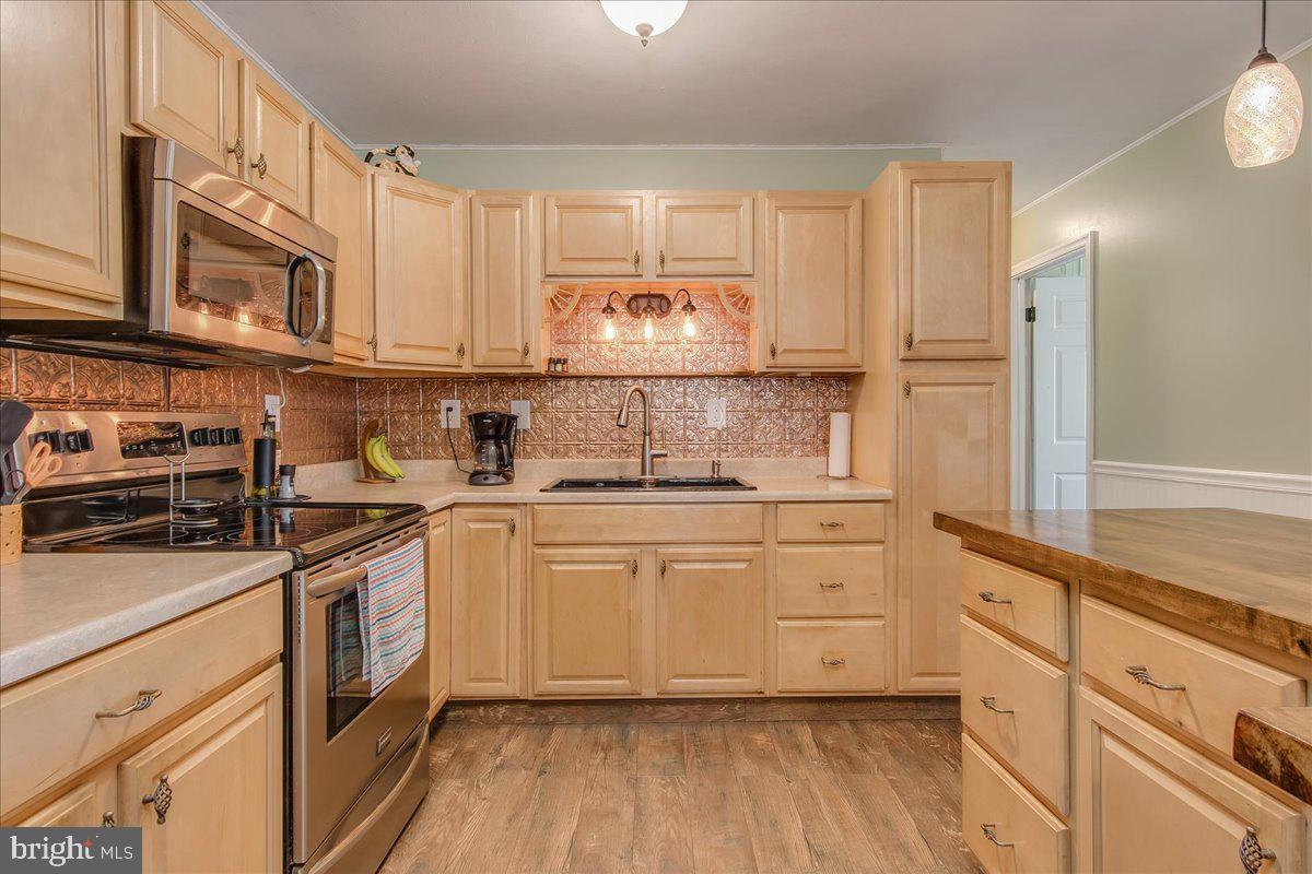 CHIPS MEADOW - Residential