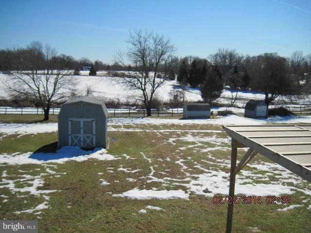 HONEYSUCKLE HOLLOW - Residential