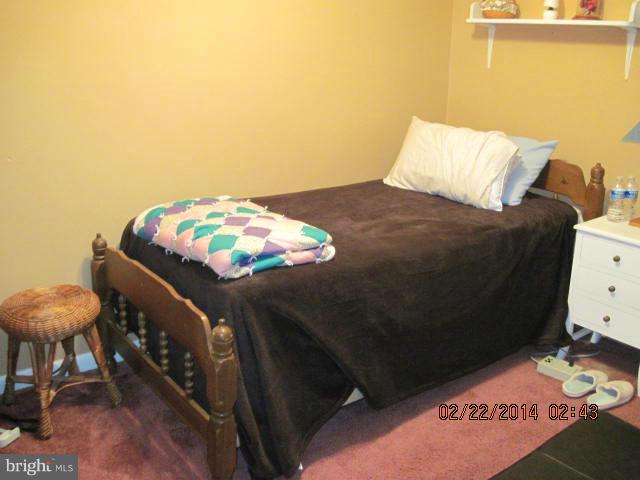 HONEYSUCKLE HOLLOW - Residential