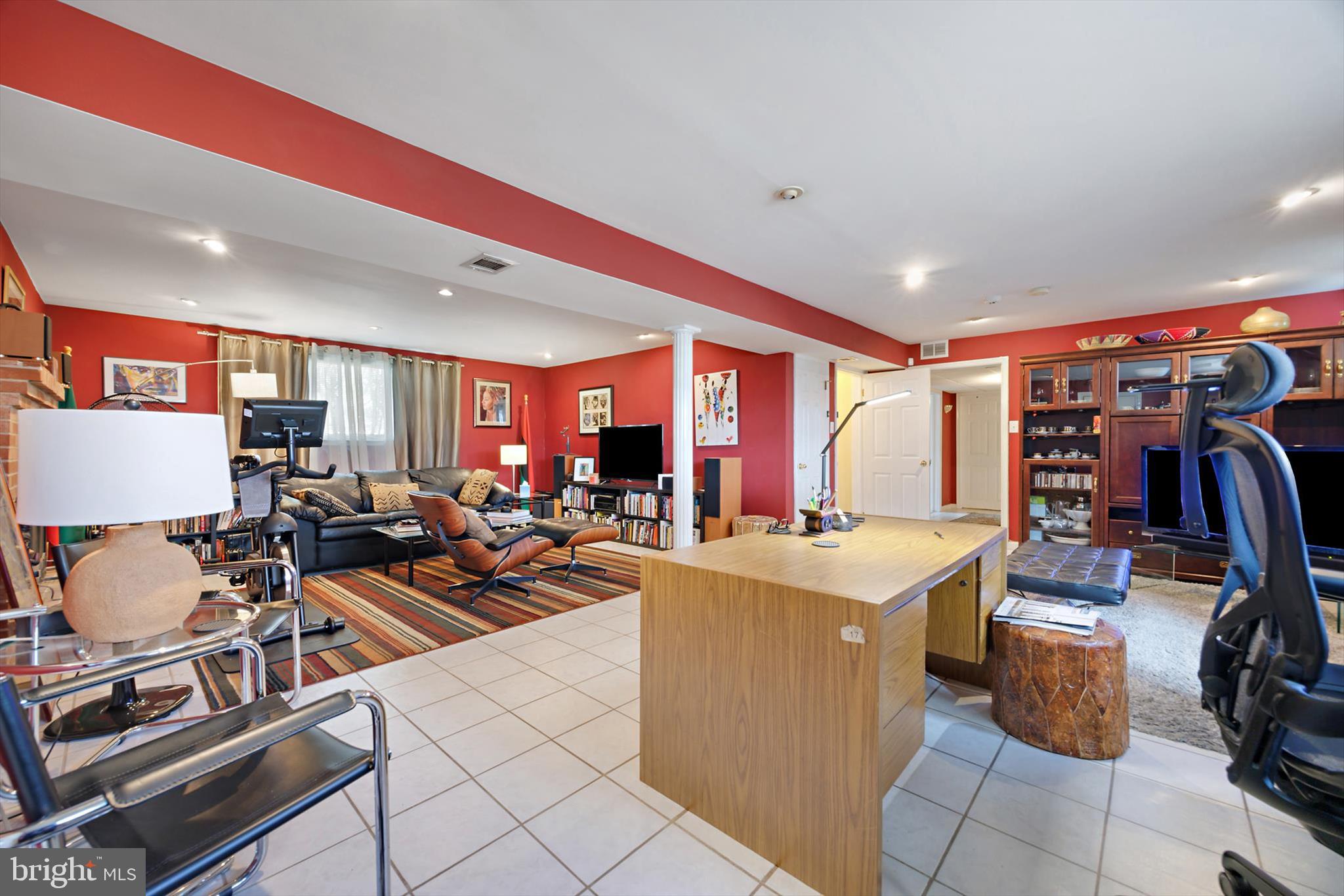 MARY-CATHERINE ESTATES - Residential