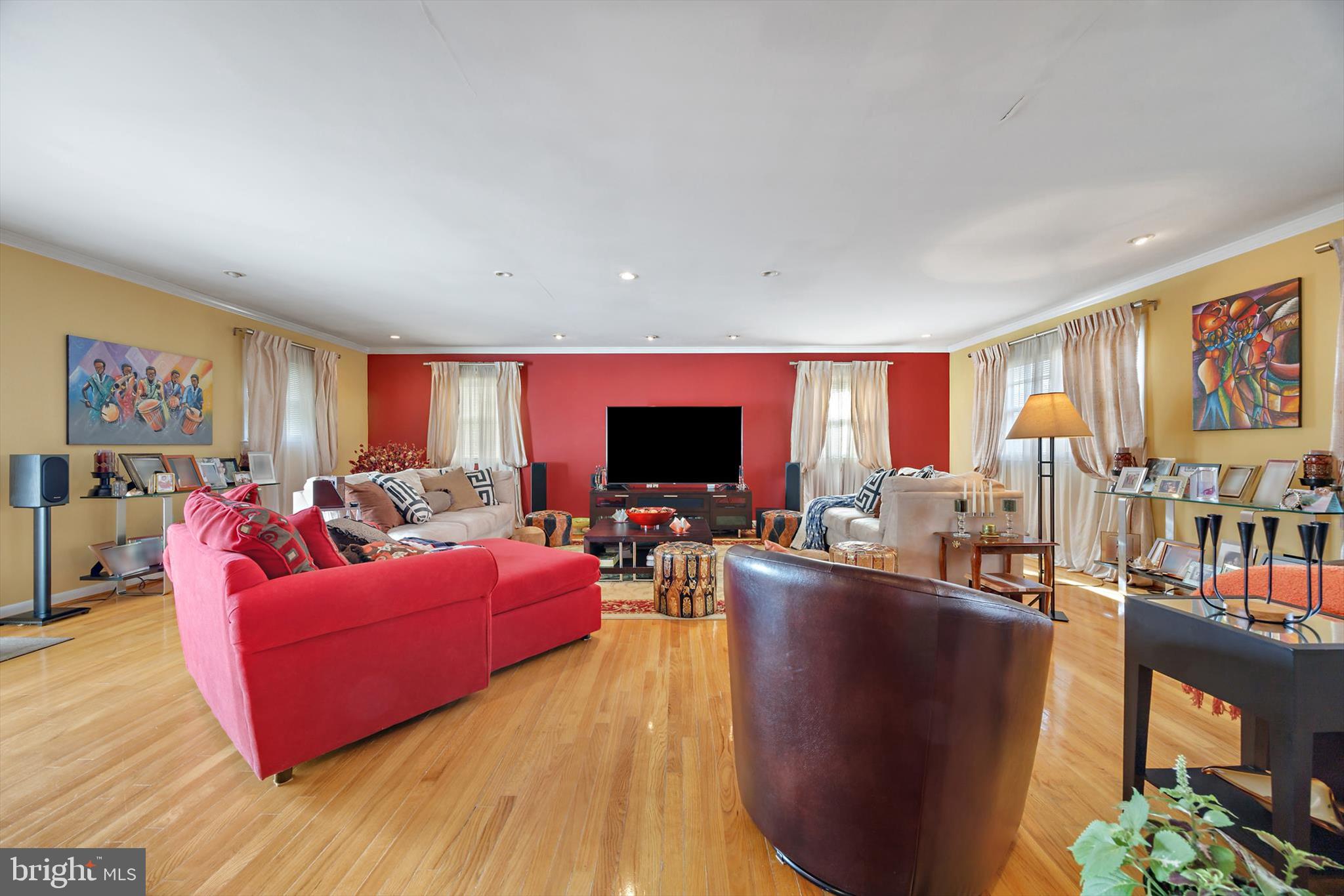 MARY-CATHERINE ESTATES - Residential