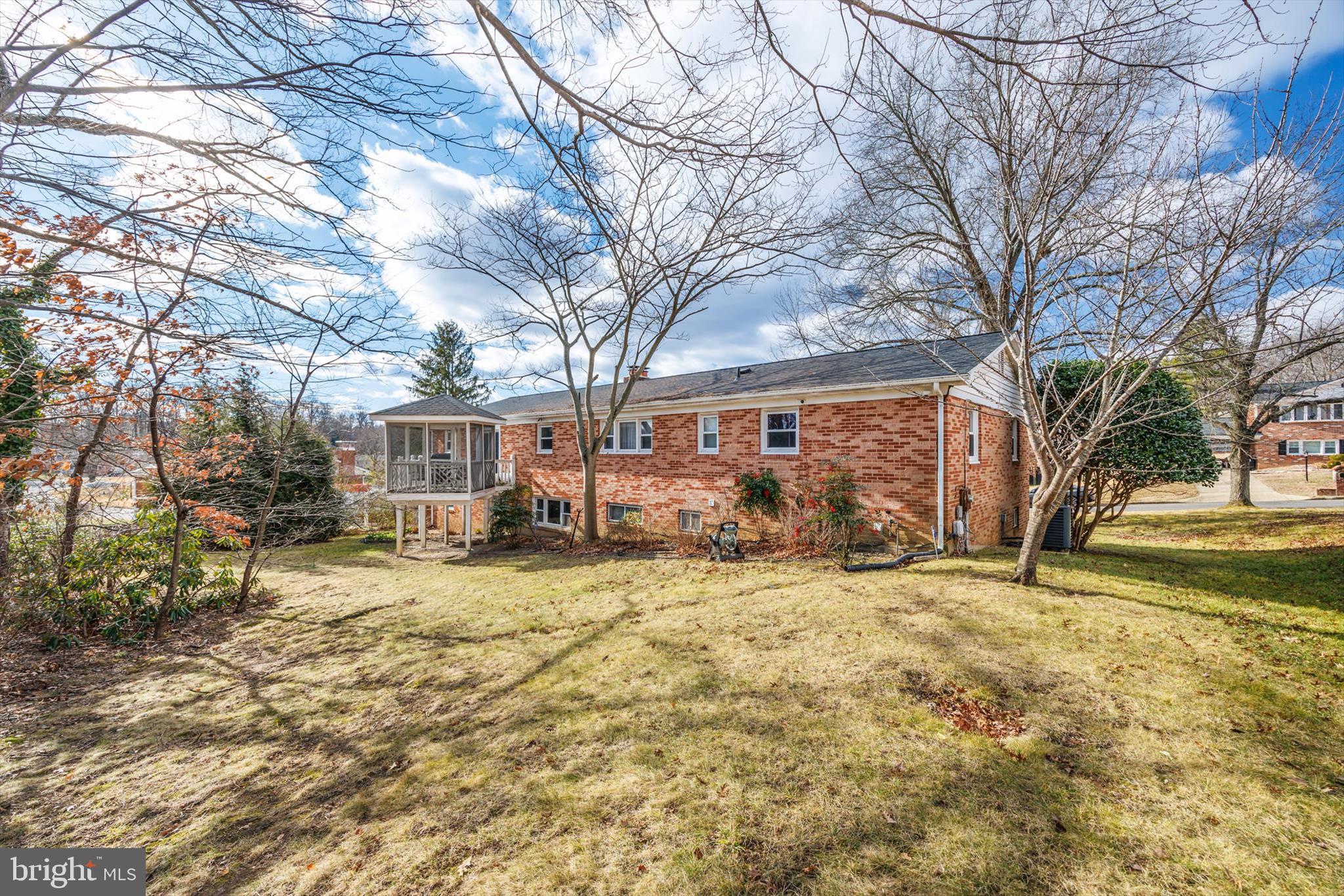 MARY-CATHERINE ESTATES - Residential