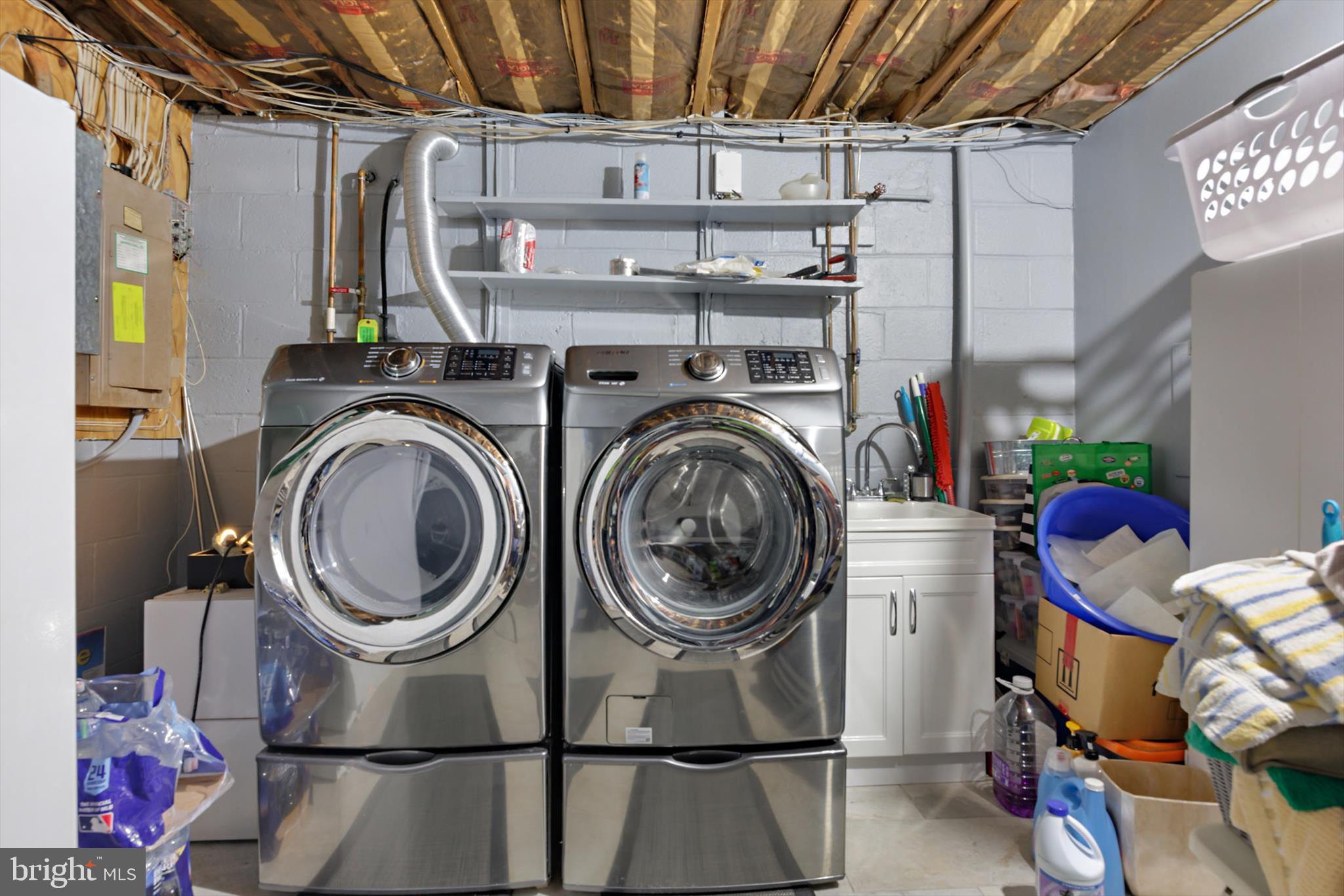 MARY-CATHERINE ESTATES - Residential