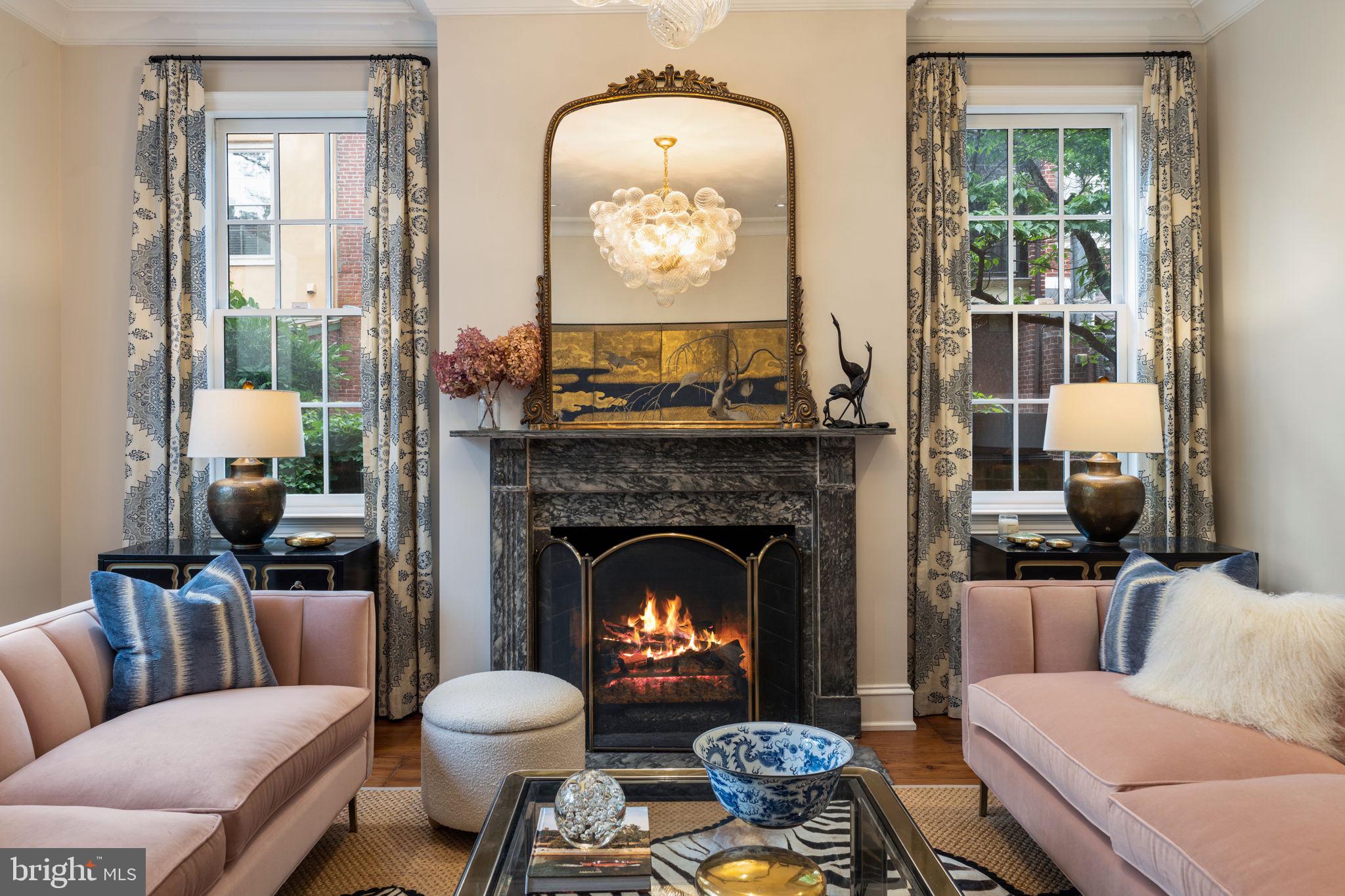 SOCIETY HILL - Residential