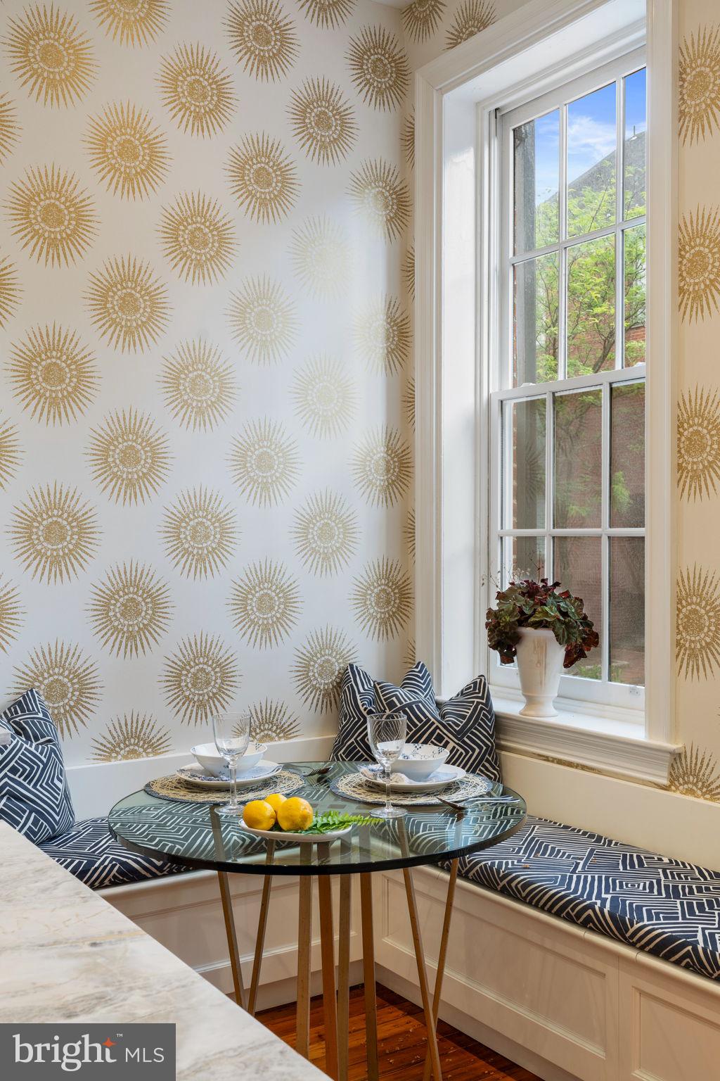 SOCIETY HILL - Residential