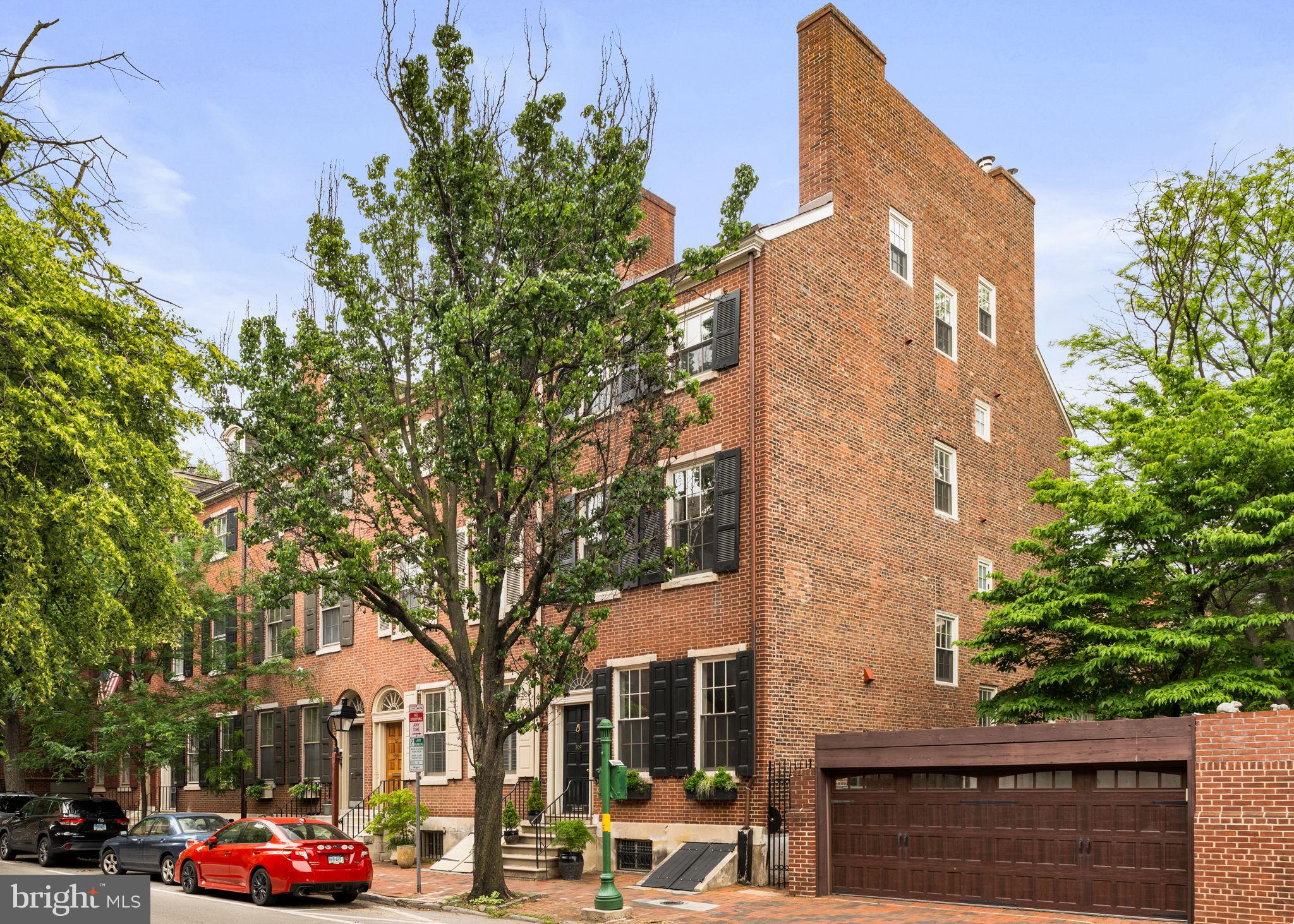 SOCIETY HILL - Residential