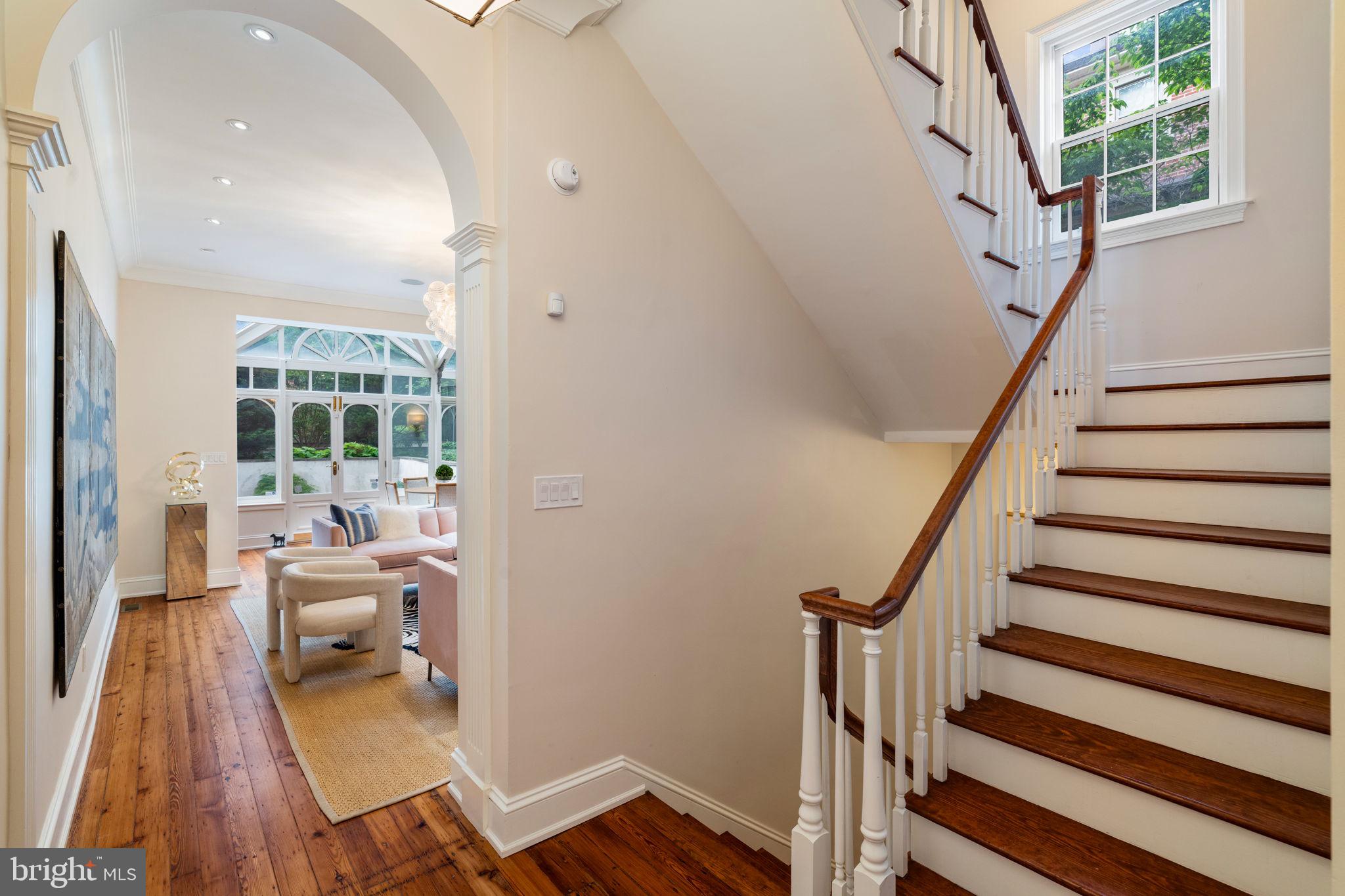 SOCIETY HILL - Residential