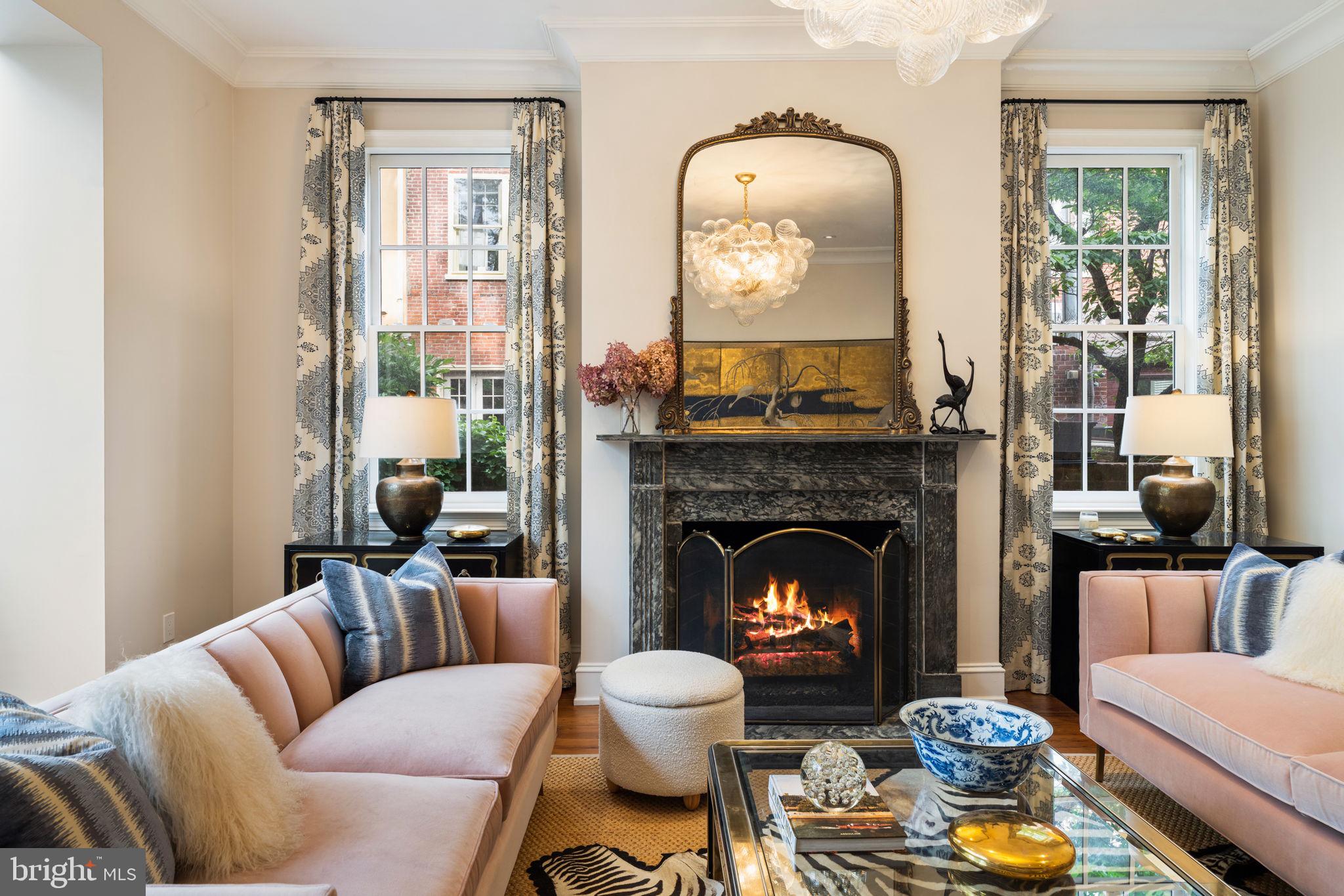 SOCIETY HILL - Residential