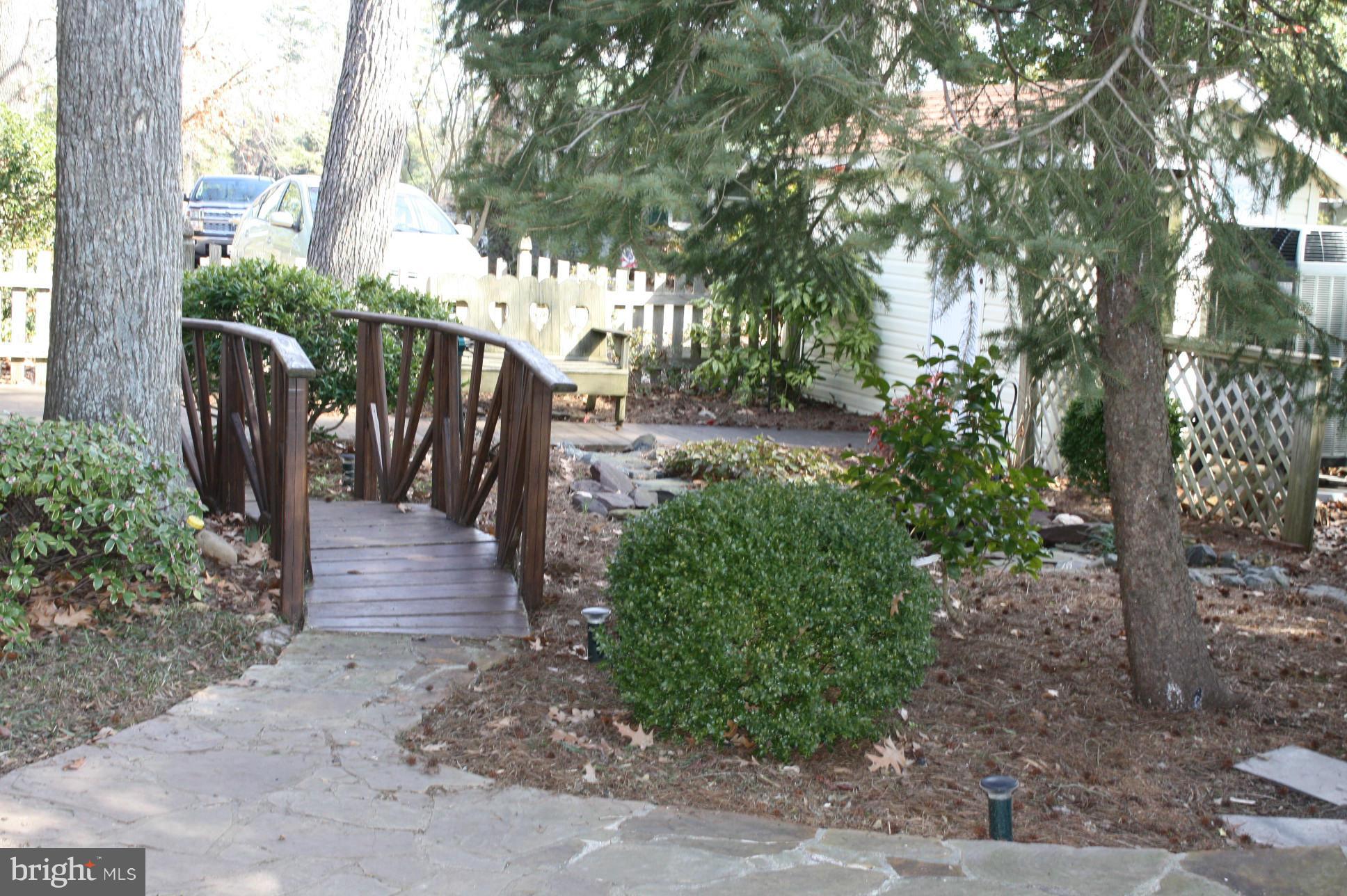 MCKAYS BEACH - Residential