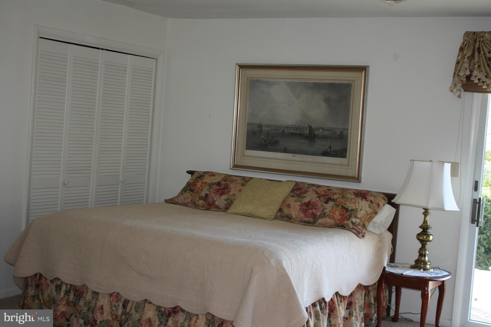 MCKAYS BEACH - Residential