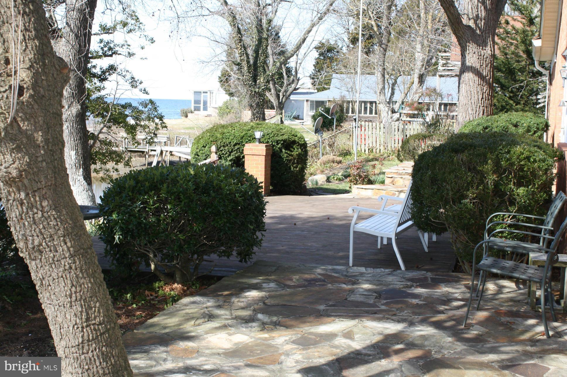 MCKAYS BEACH - Residential