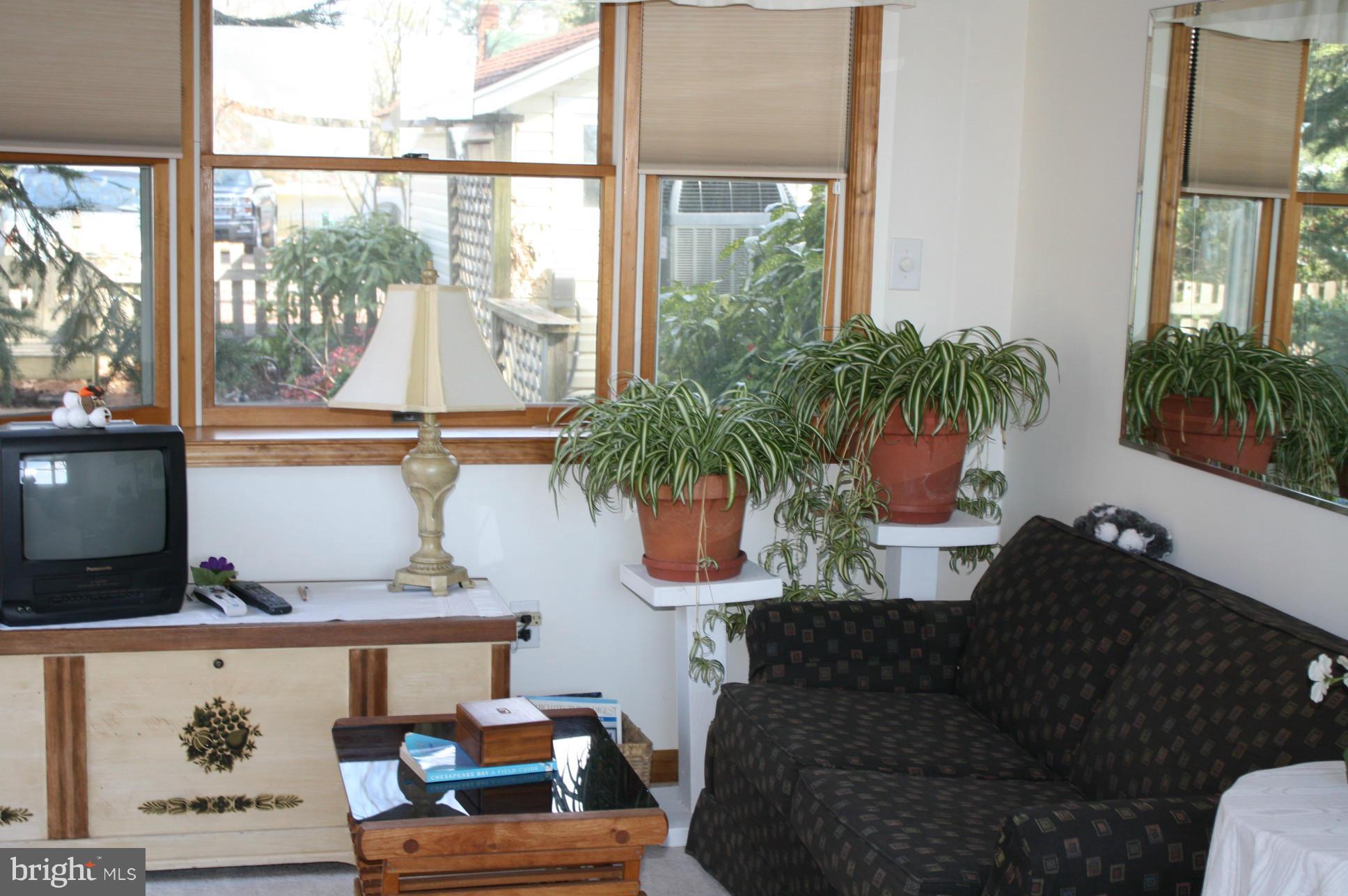 MCKAYS BEACH - Residential