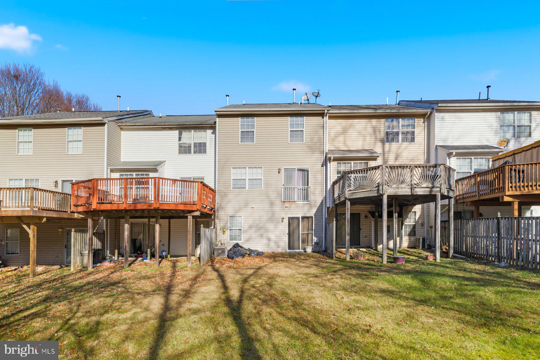 KINGS POINT - Residential Lease