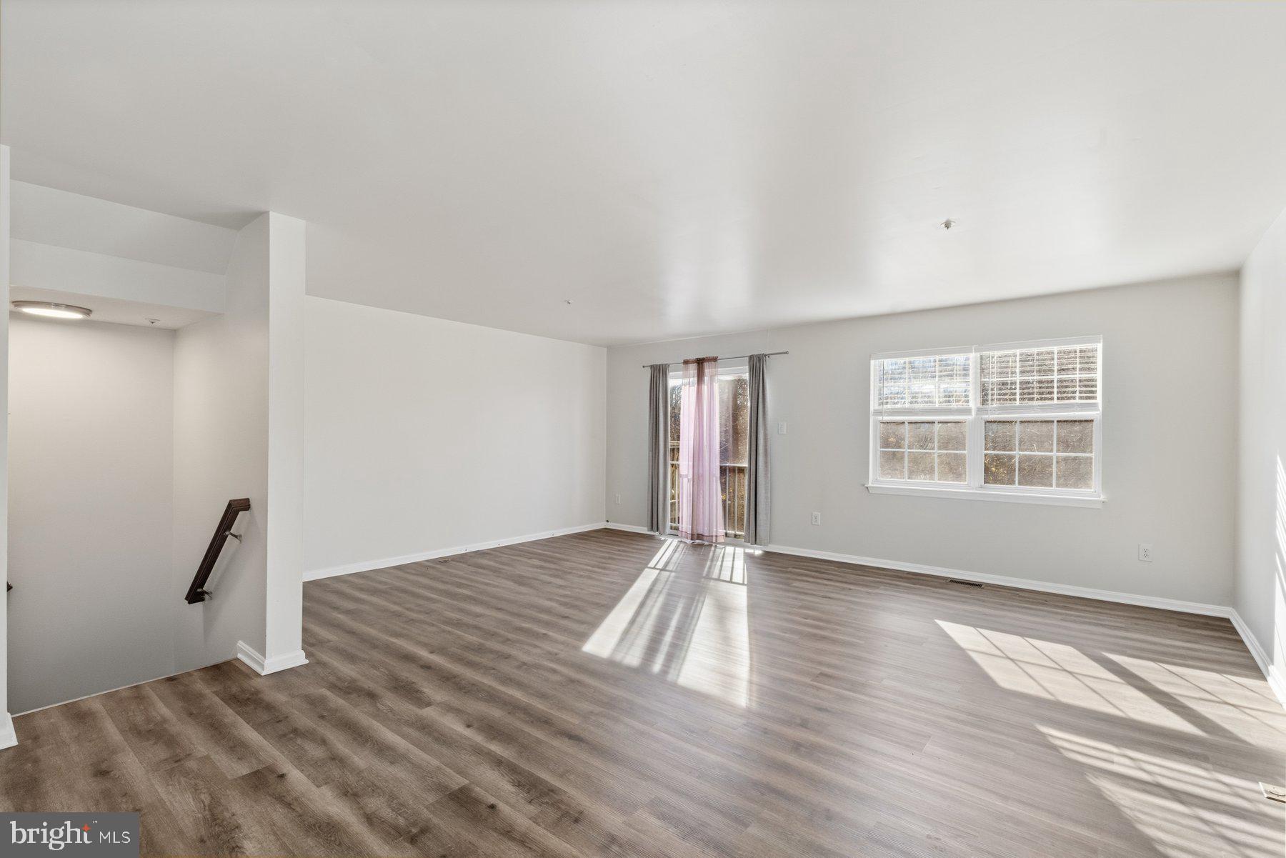 KINGS POINT - Residential Lease