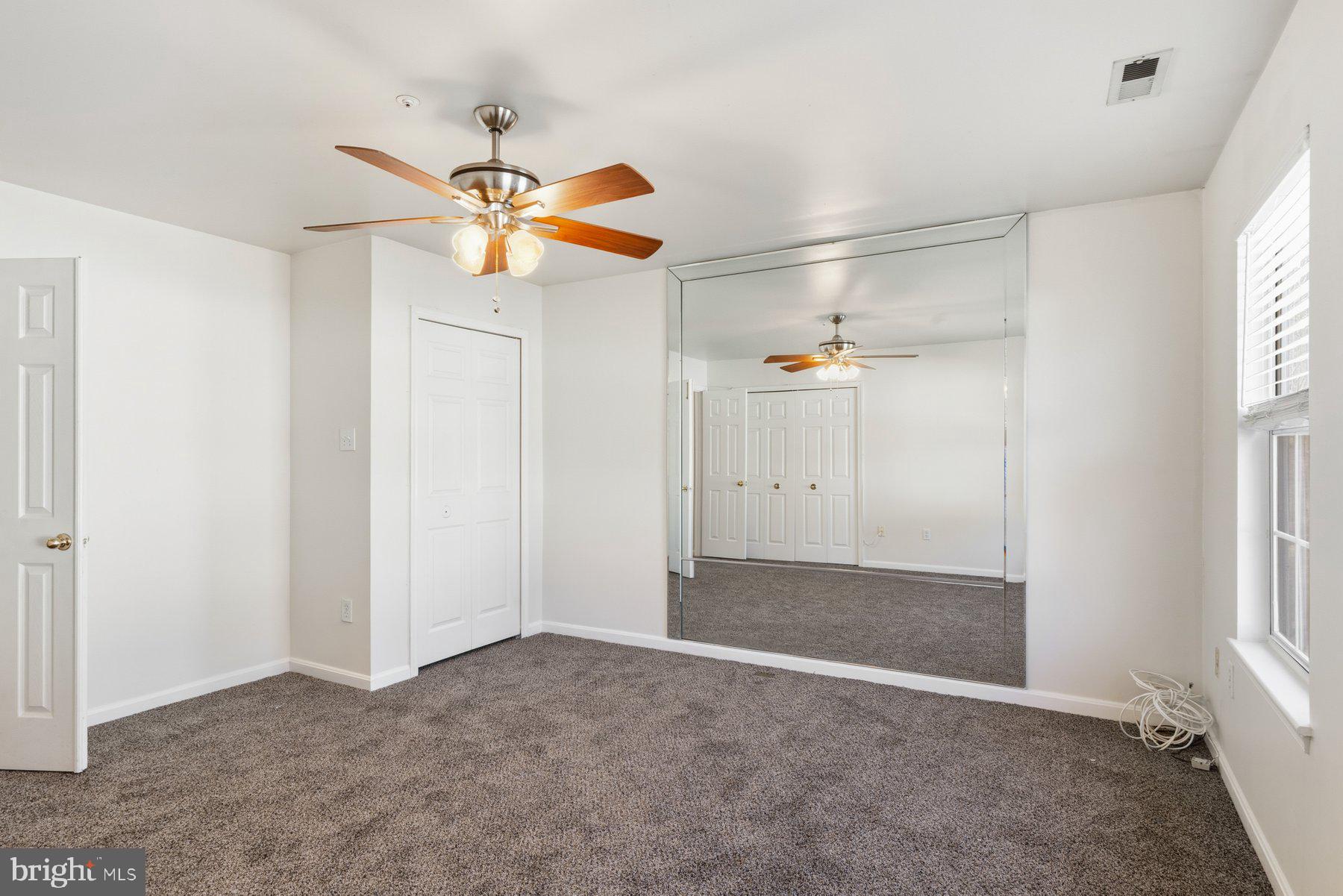 KINGS POINT - Residential Lease