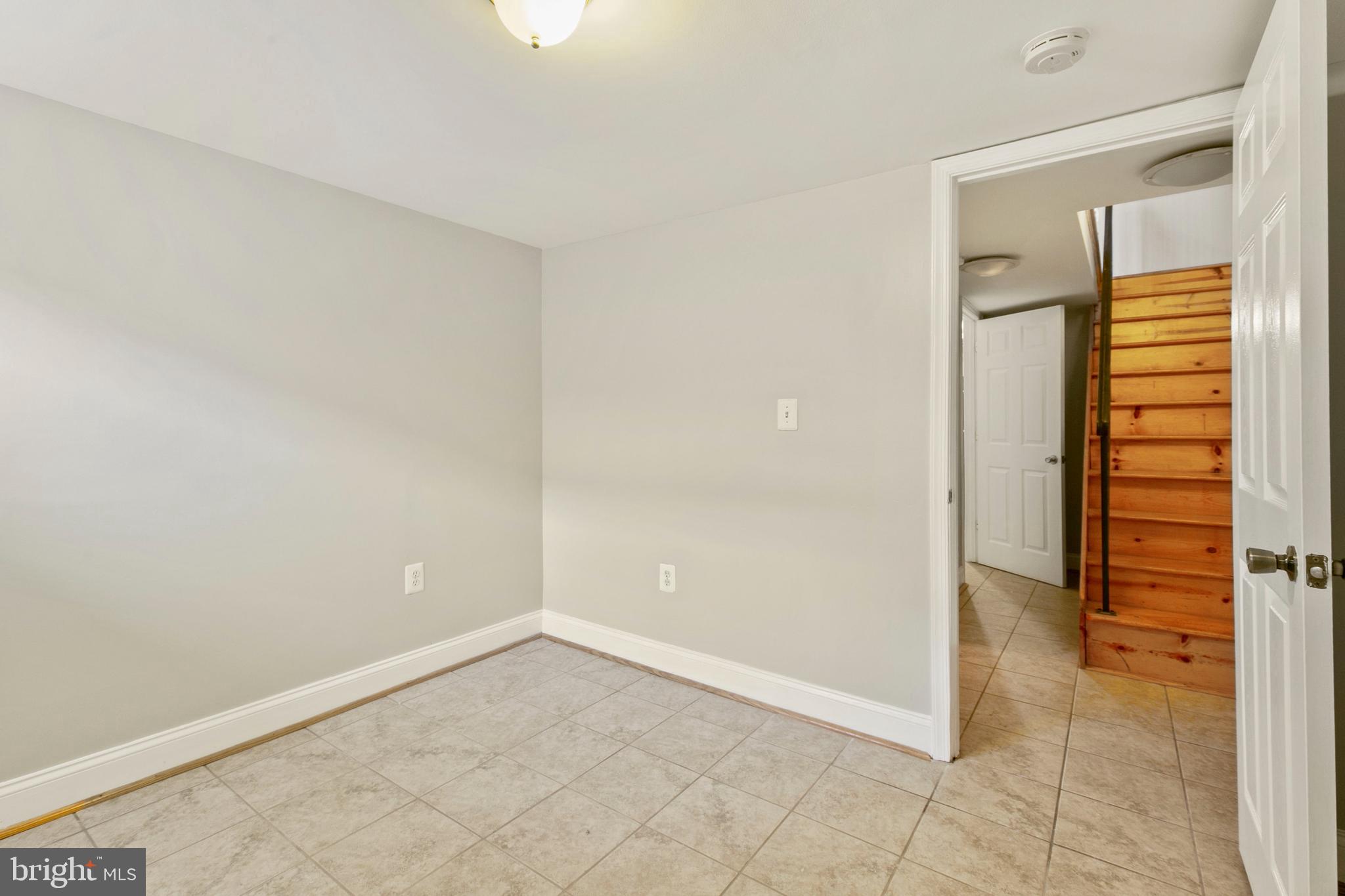 FEDERAL HILL HISTORIC DISTRICT - Residential Lease