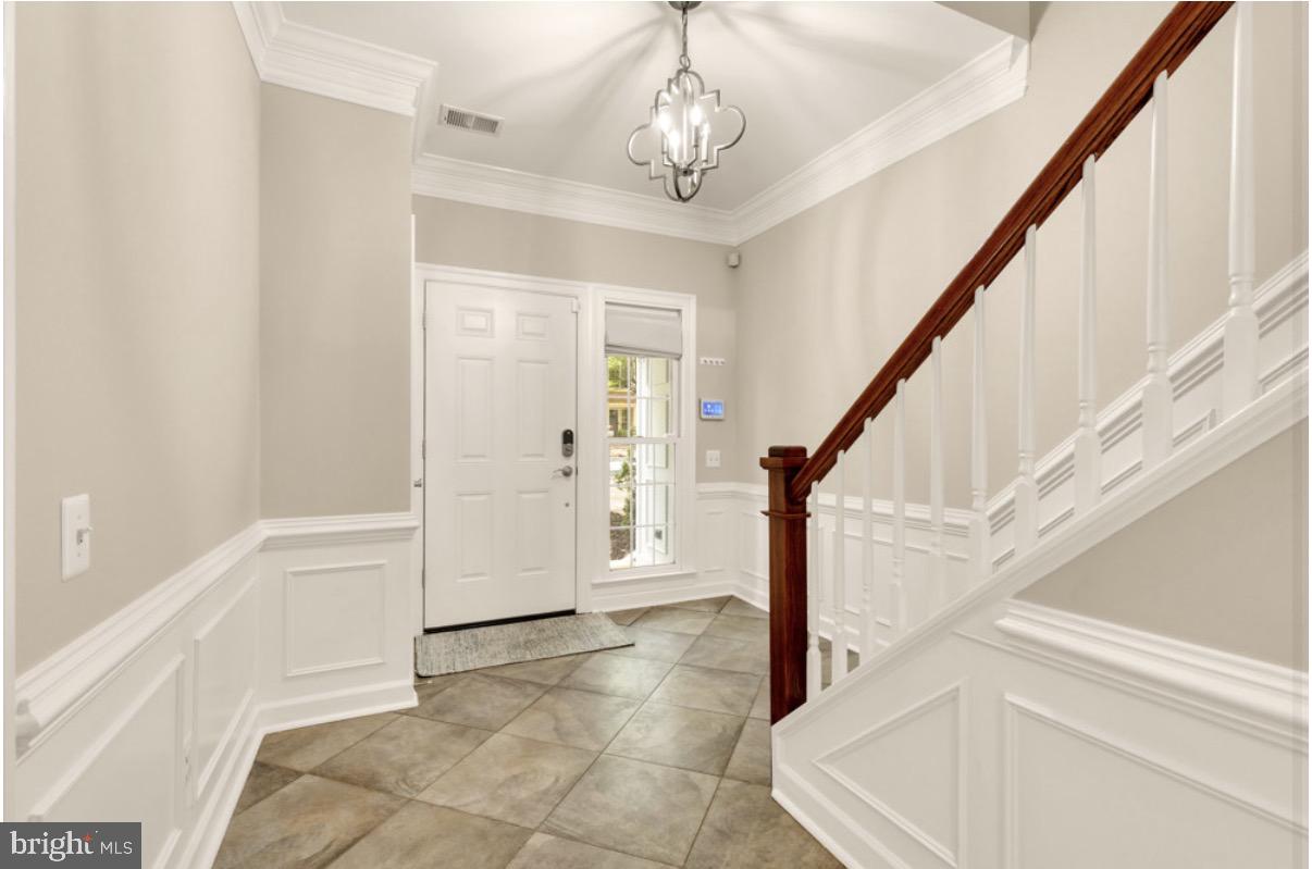 4655 KINSEY LANE