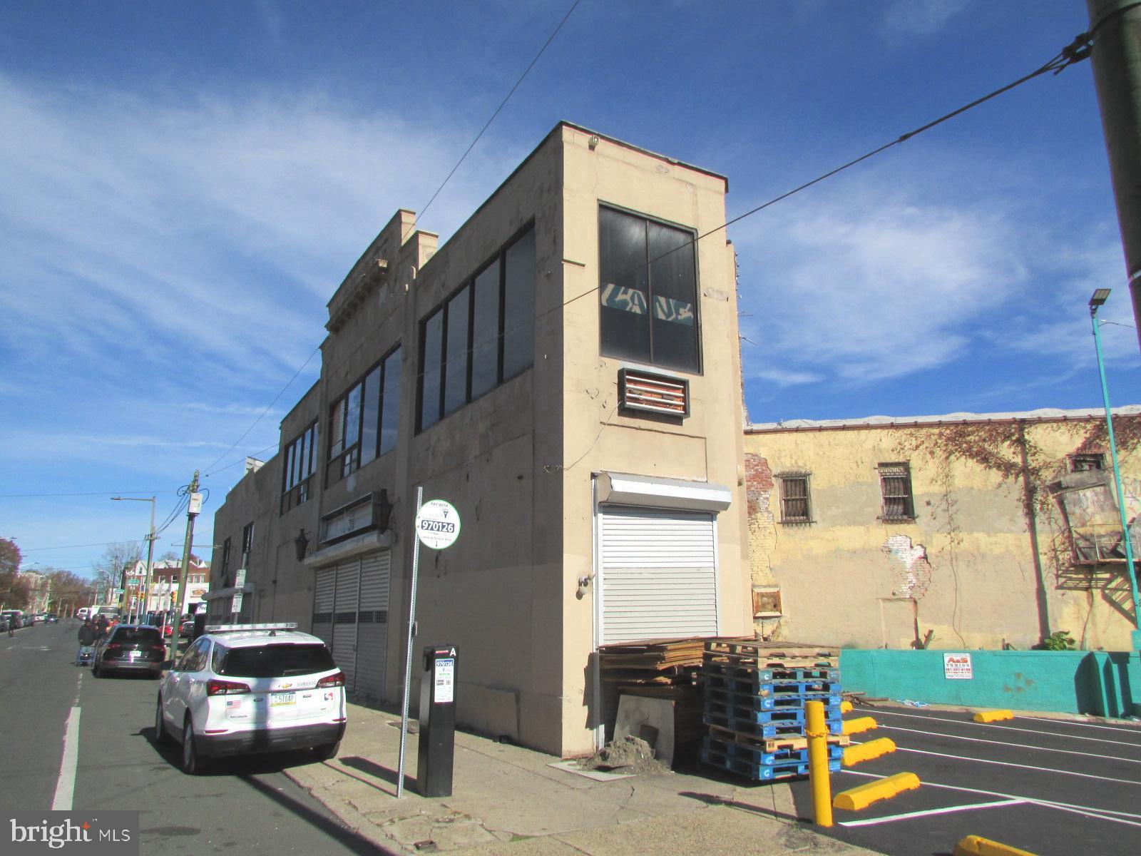 FRANKFORD - Commercial Sale