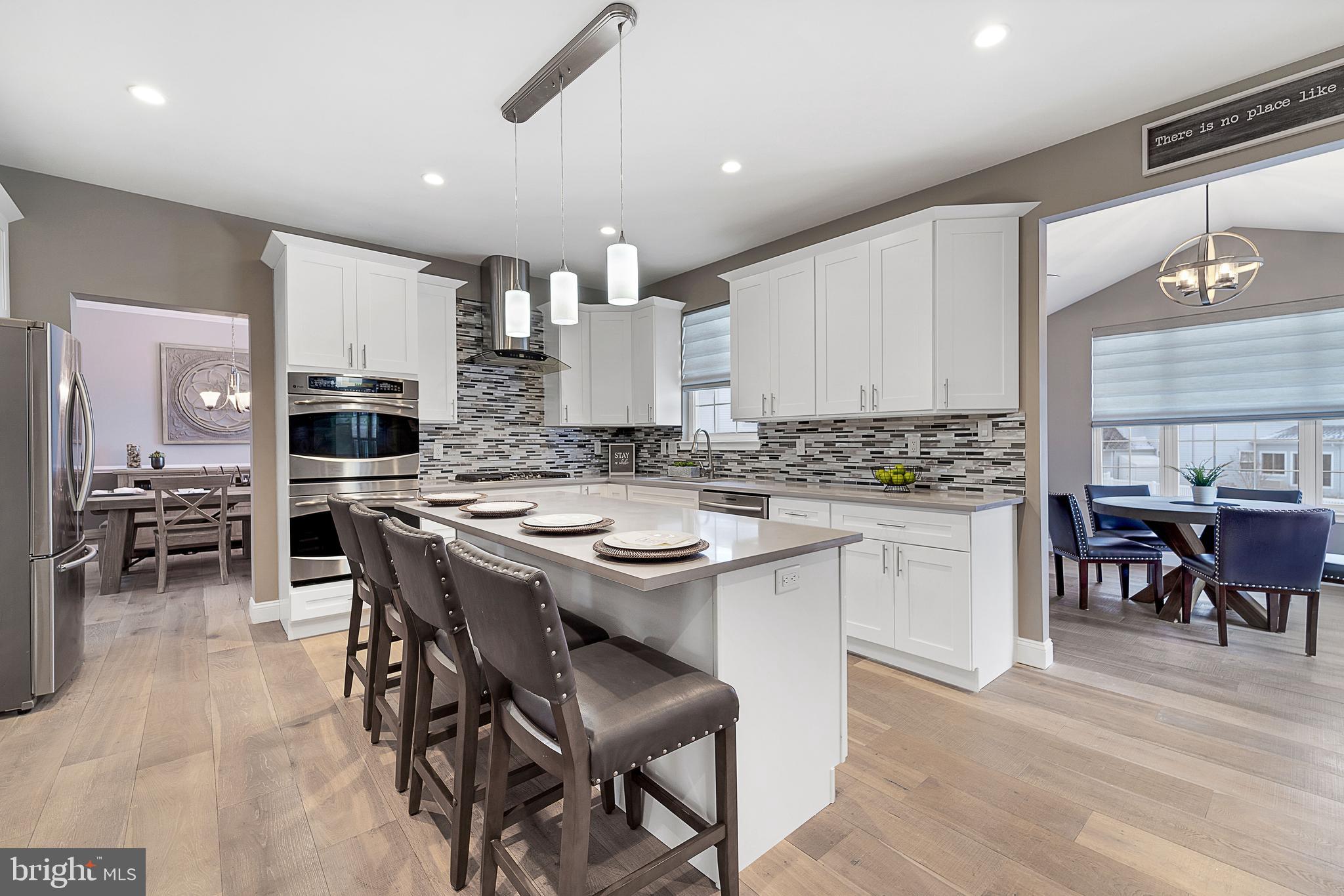 NORTH POINTE - Residential