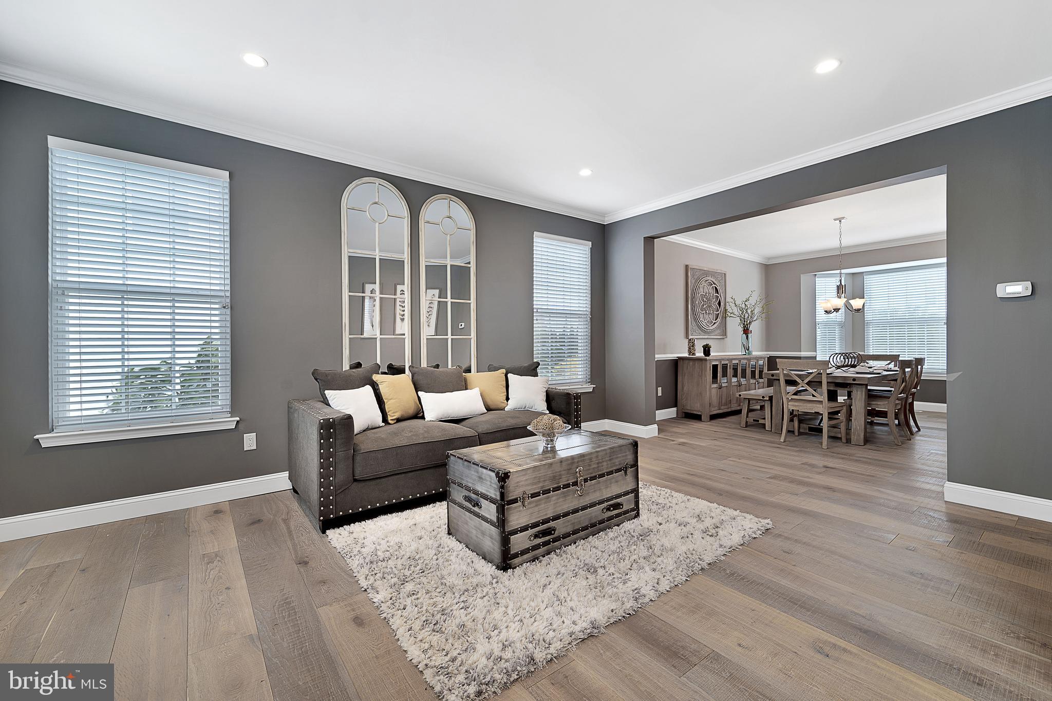 NORTH POINTE - Residential