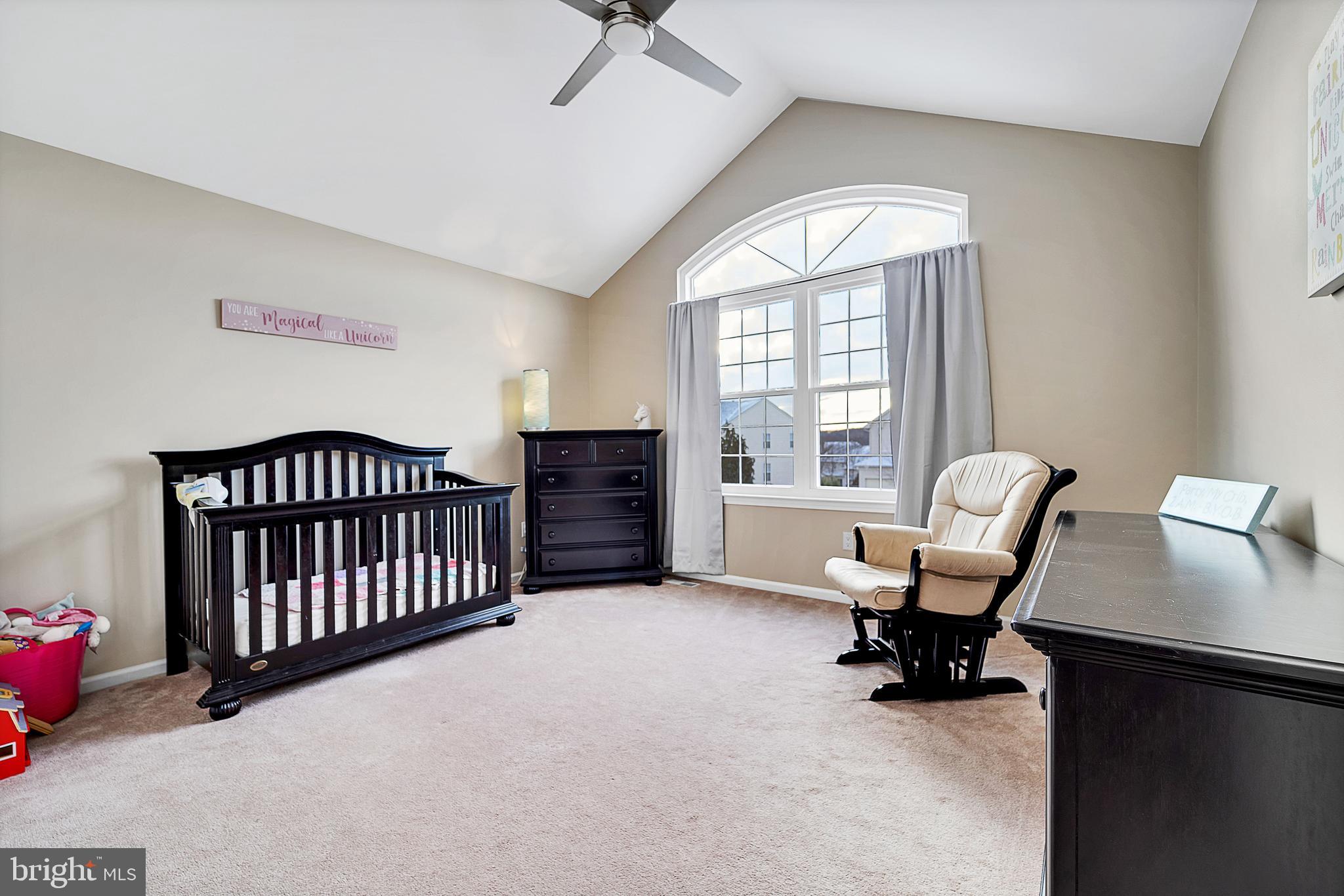 NORTH POINTE - Residential