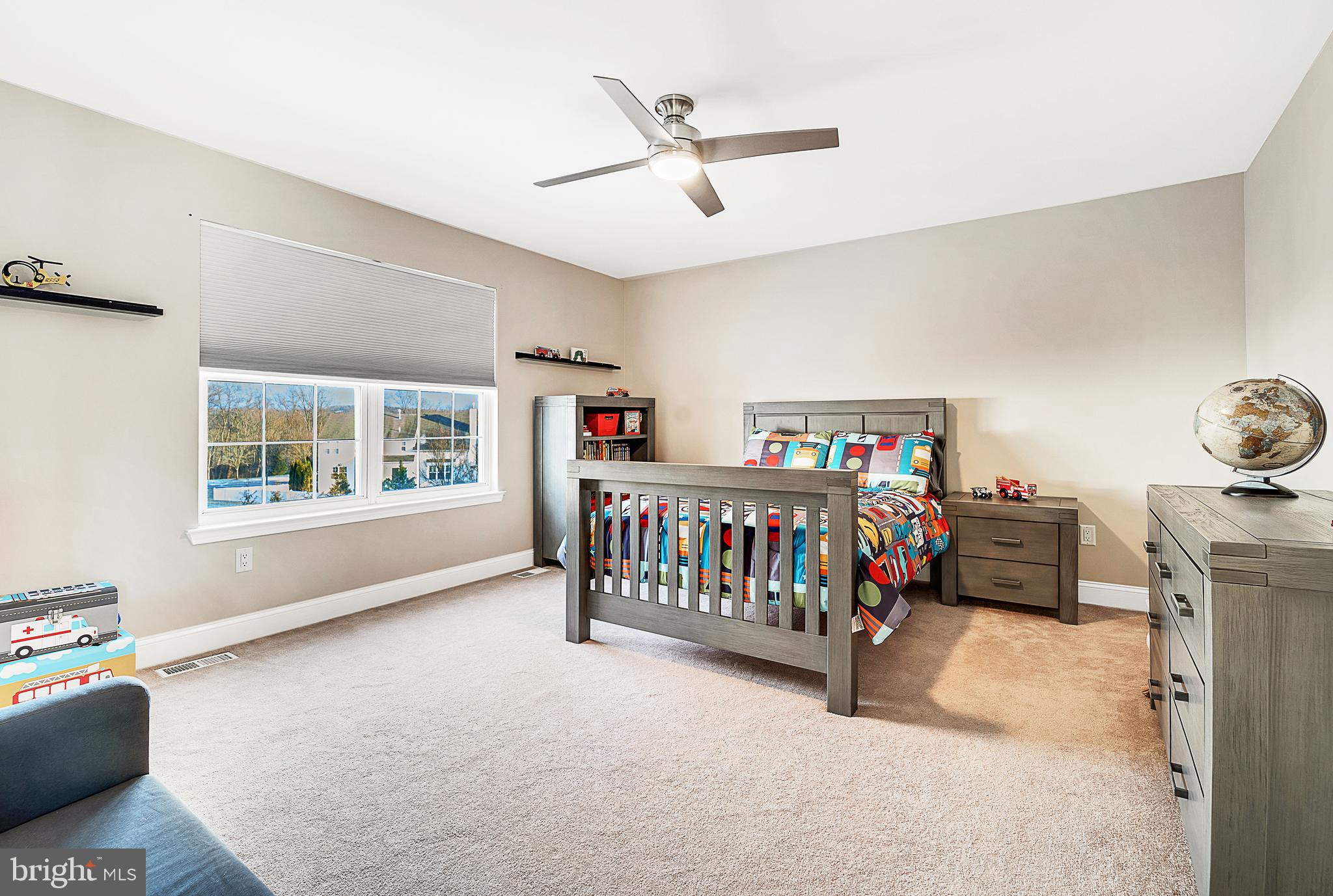 NORTH POINTE - Residential