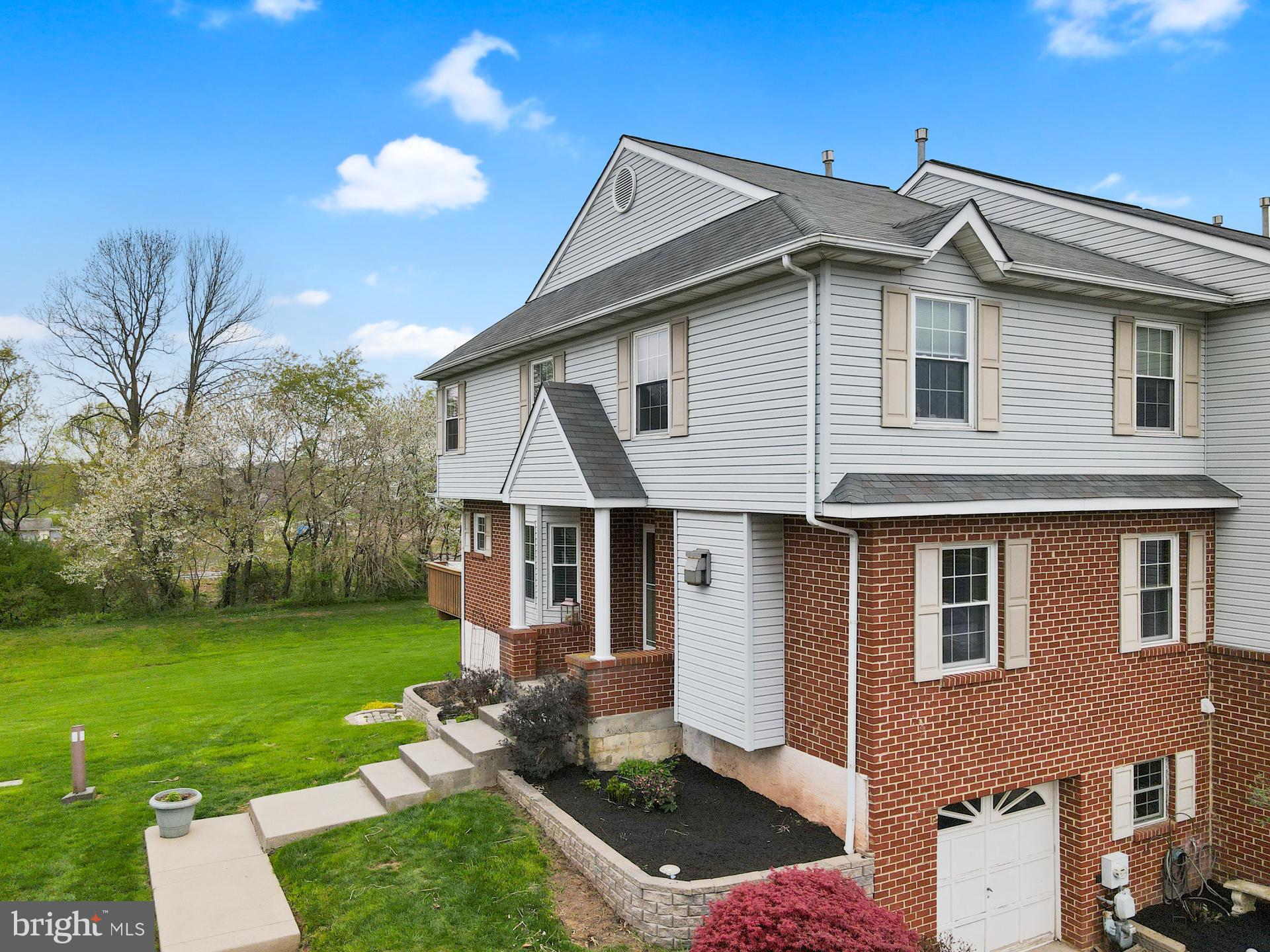FOX RIDGE - Residential