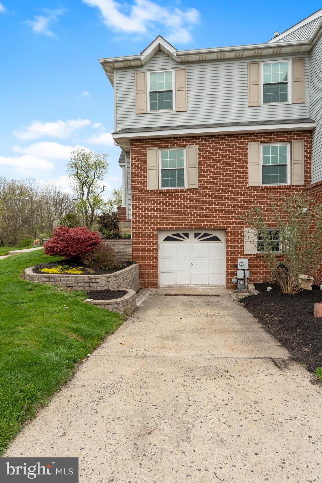 FOX RIDGE - Residential
