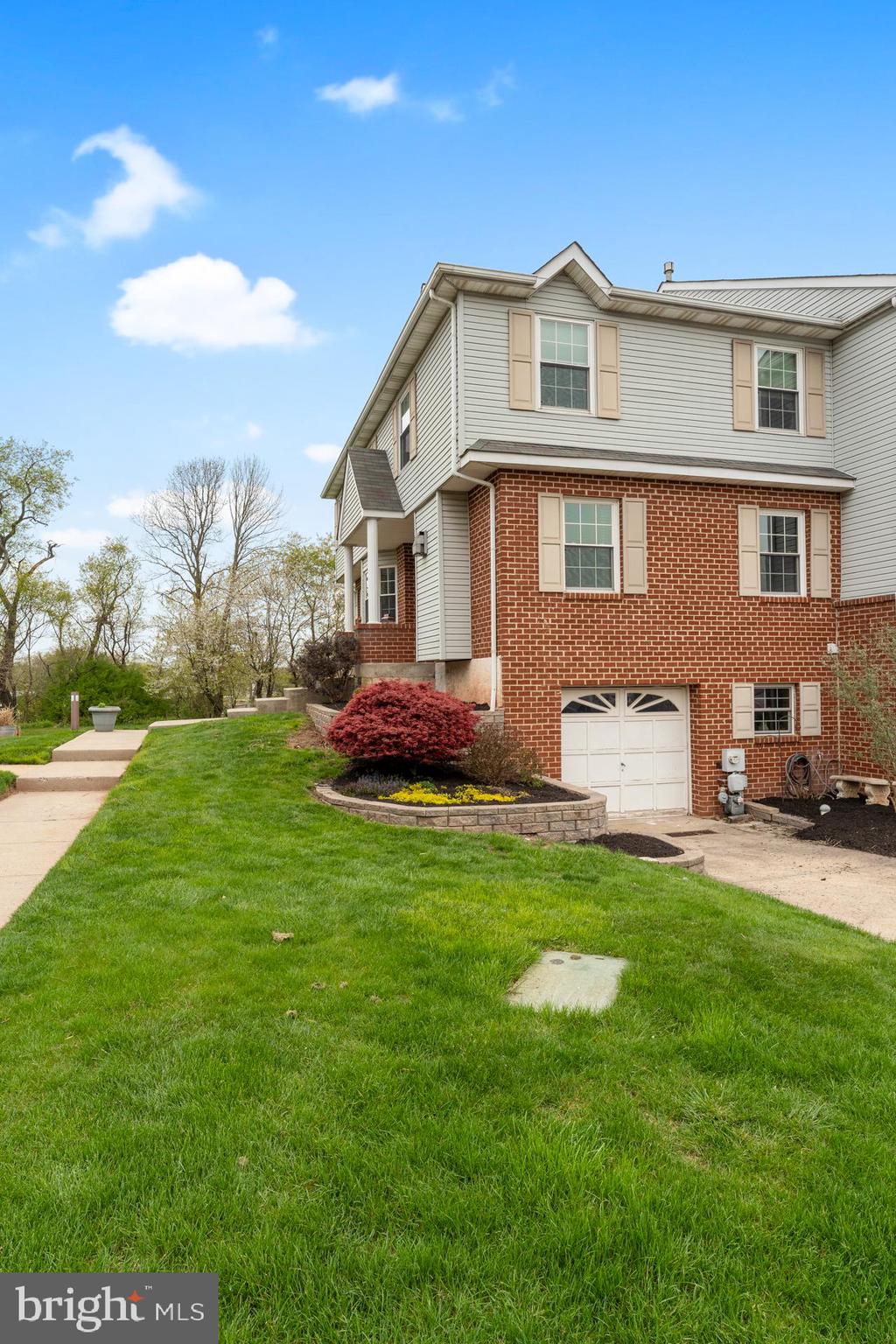 FOX RIDGE - Residential