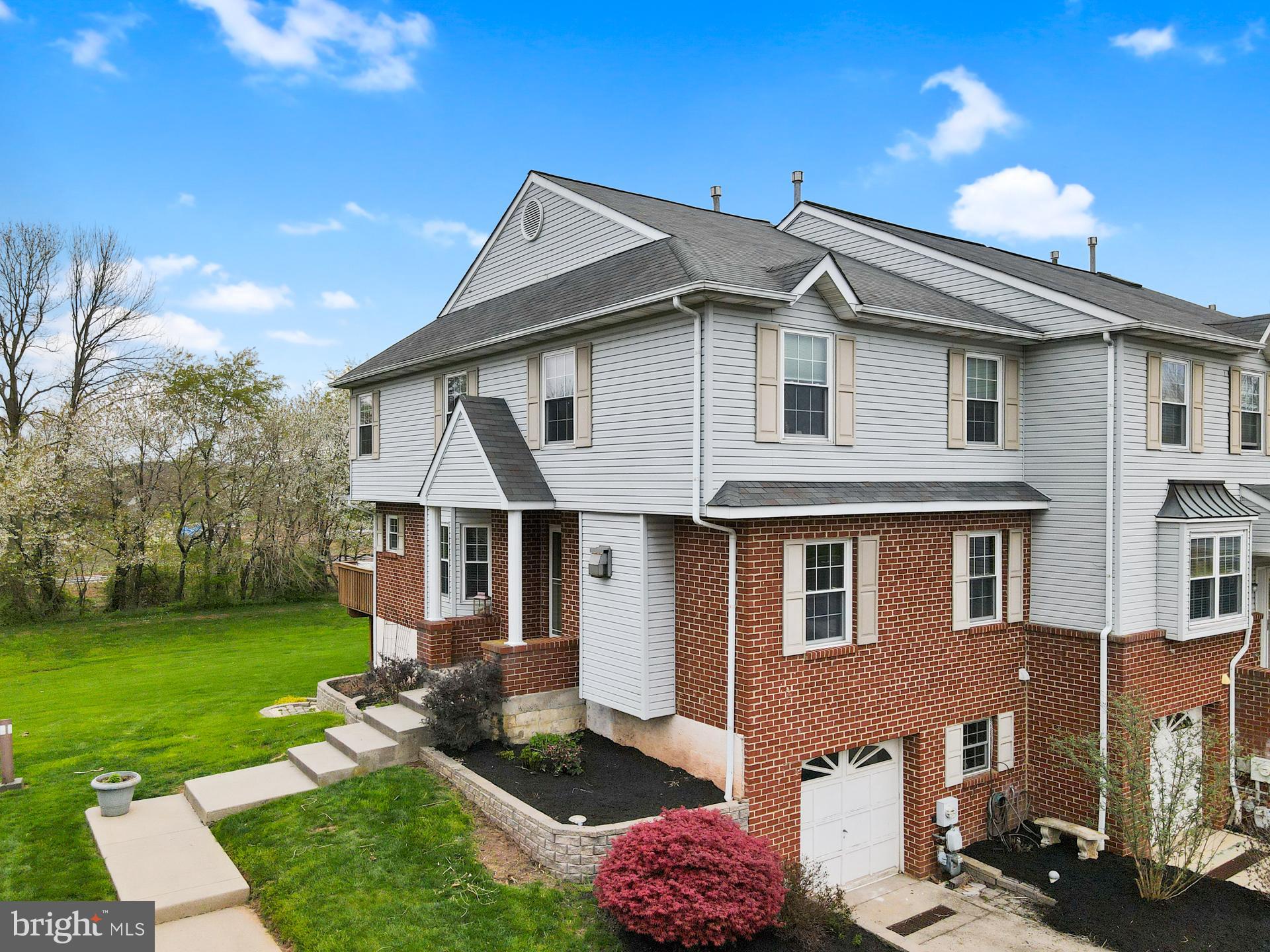 FOX RIDGE - Residential