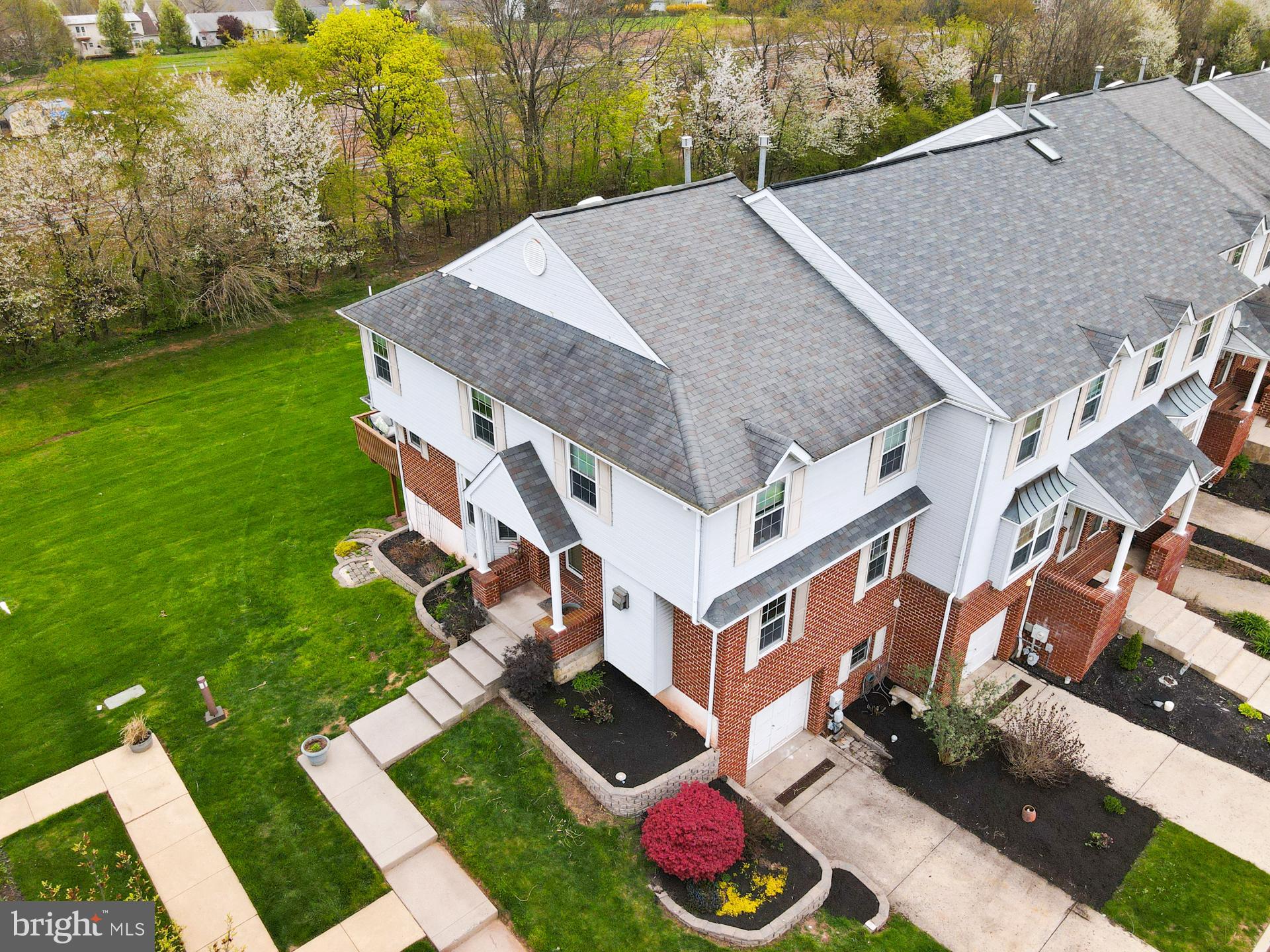 FOX RIDGE - Residential