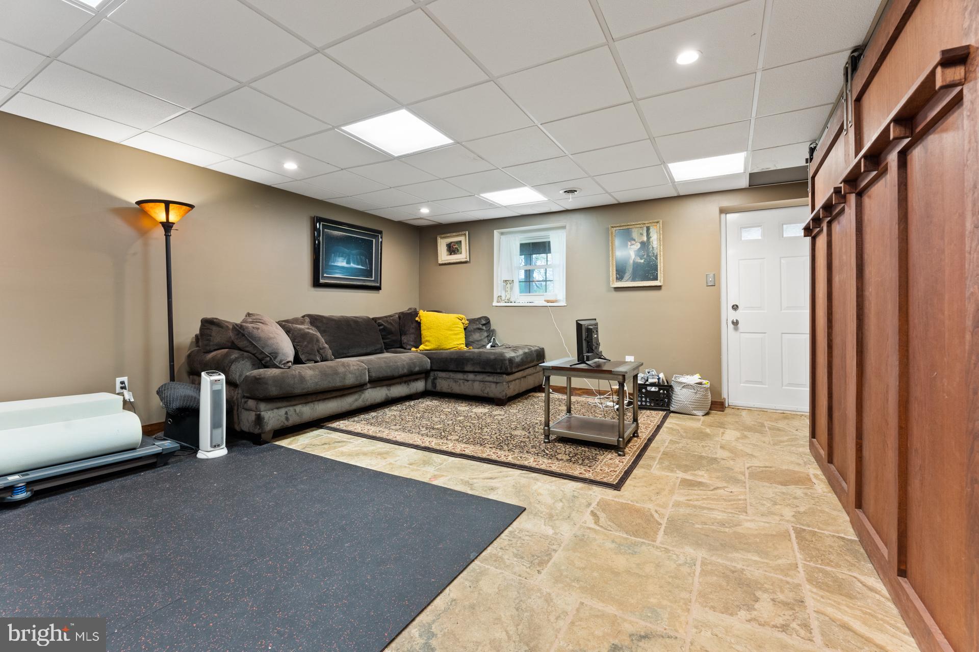 FOX RIDGE - Residential