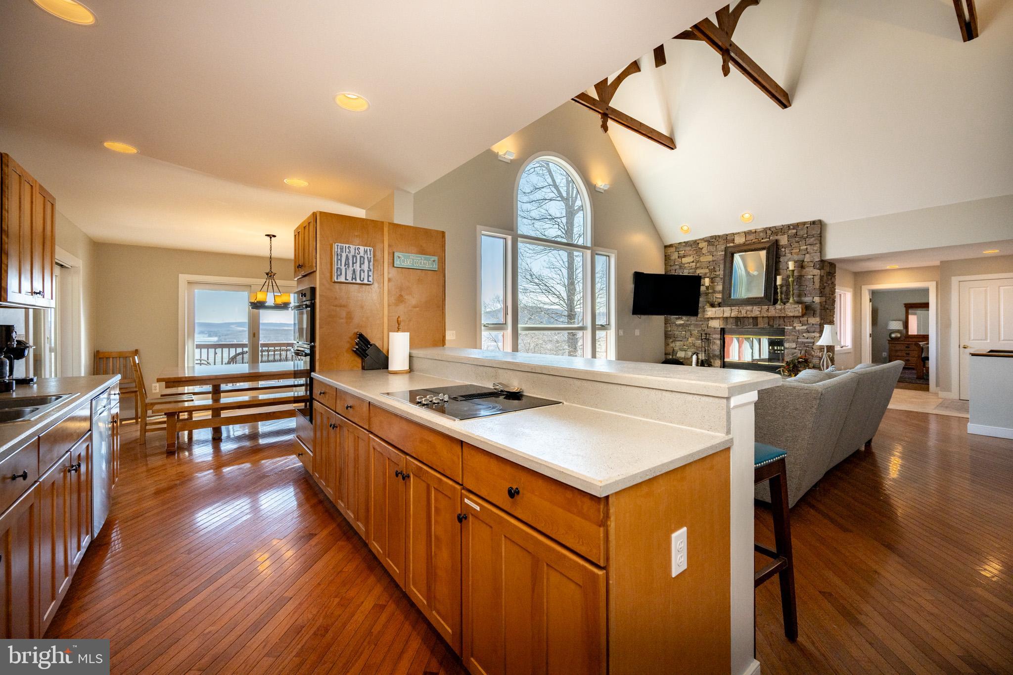 MONTE VISTA HEIGHTS - Residential