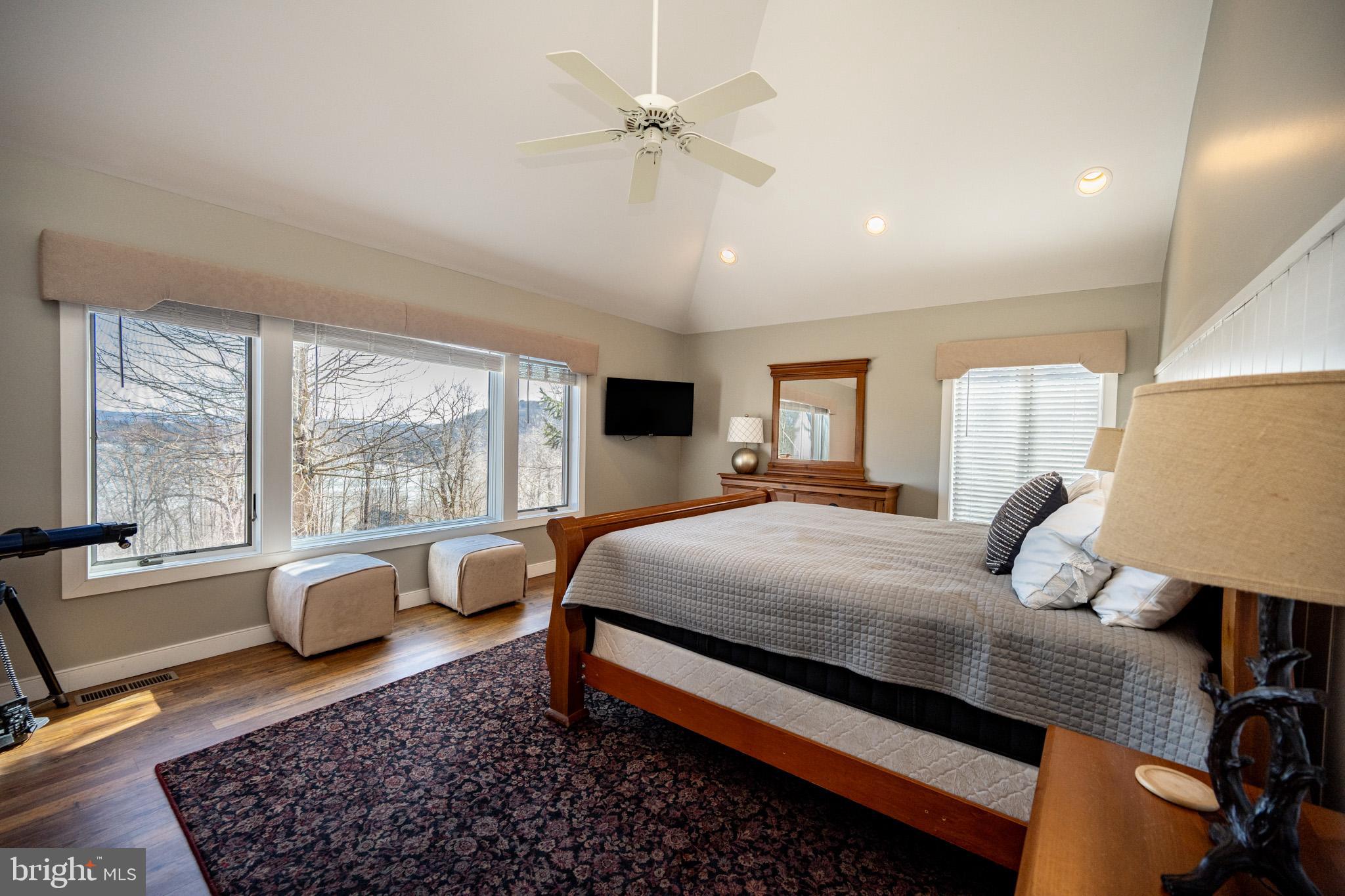 MONTE VISTA HEIGHTS - Residential