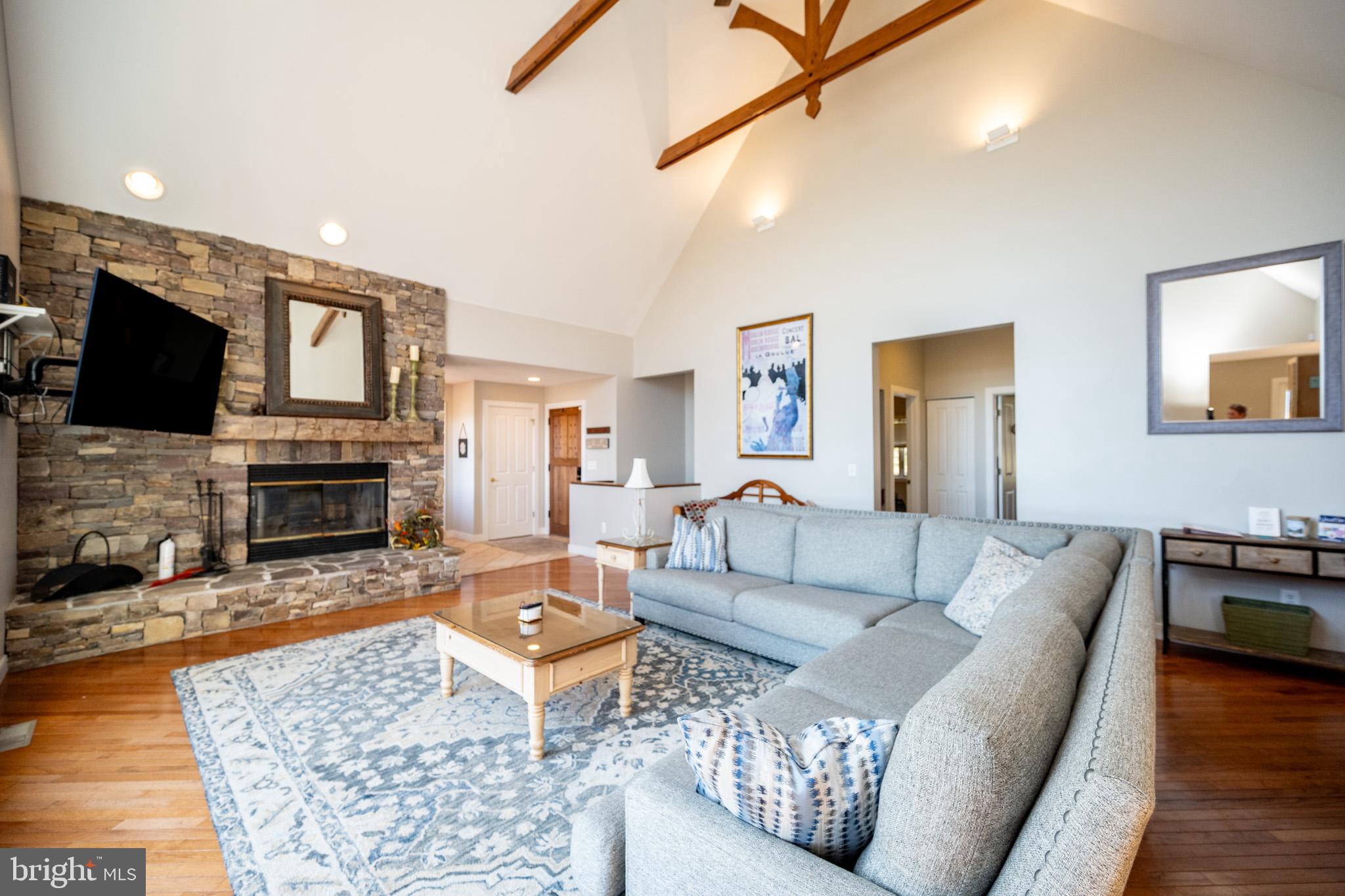 MONTE VISTA HEIGHTS - Residential