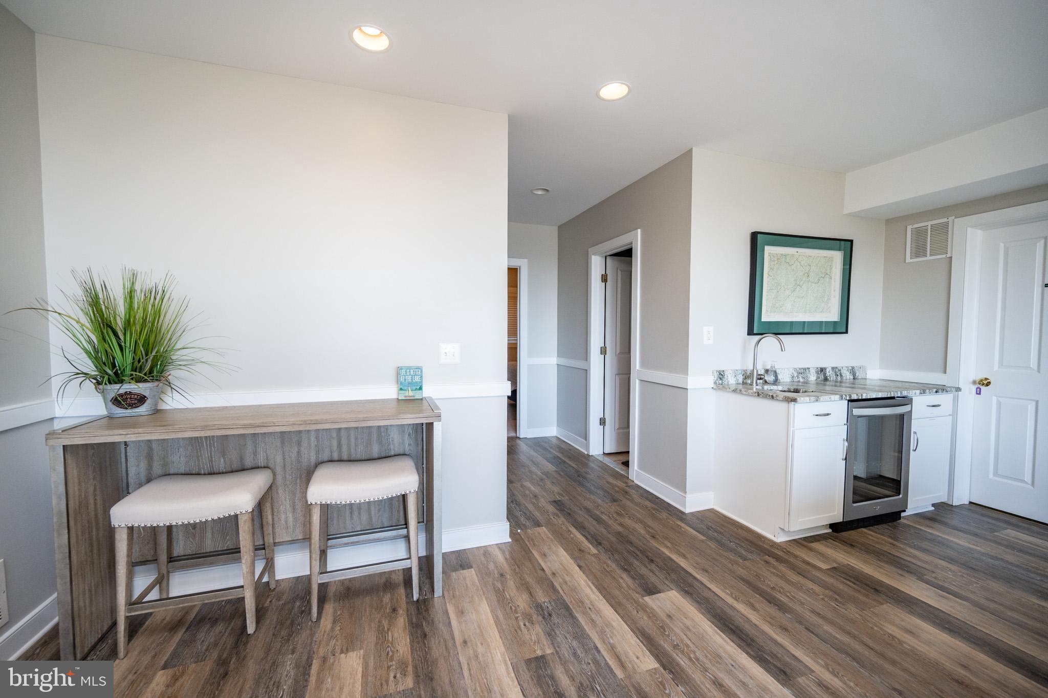 MONTE VISTA HEIGHTS - Residential