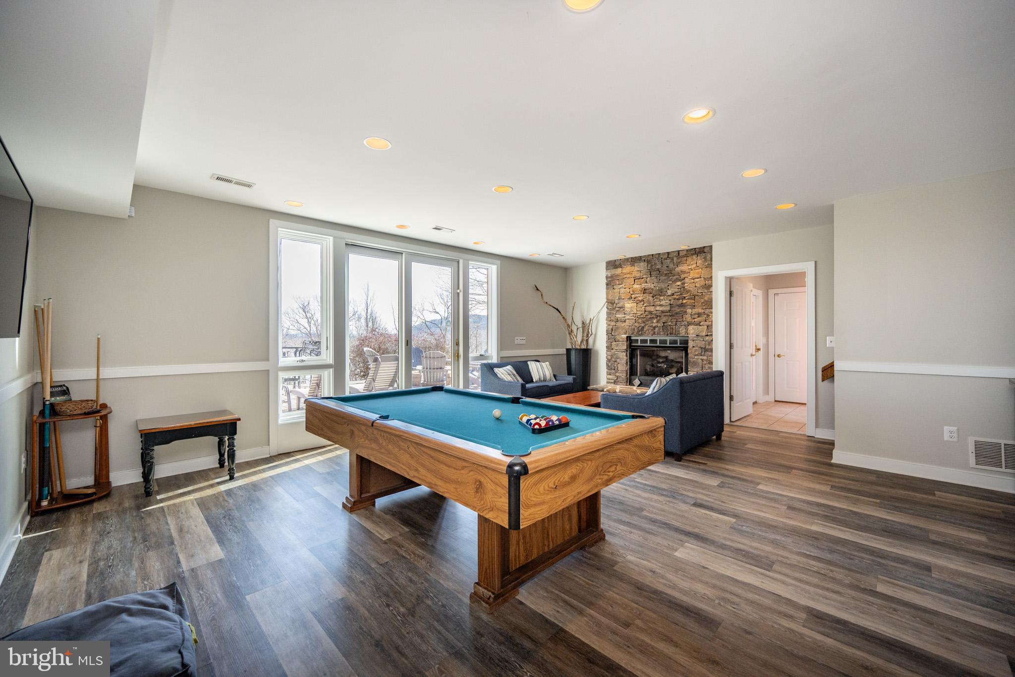 MONTE VISTA HEIGHTS - Residential