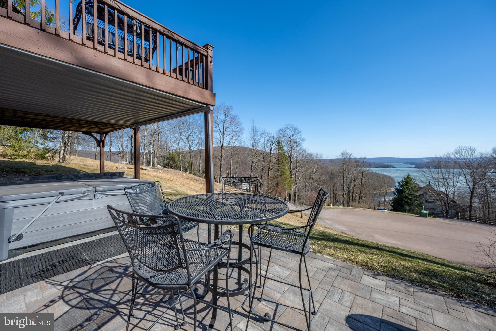 MONTE VISTA HEIGHTS - Residential