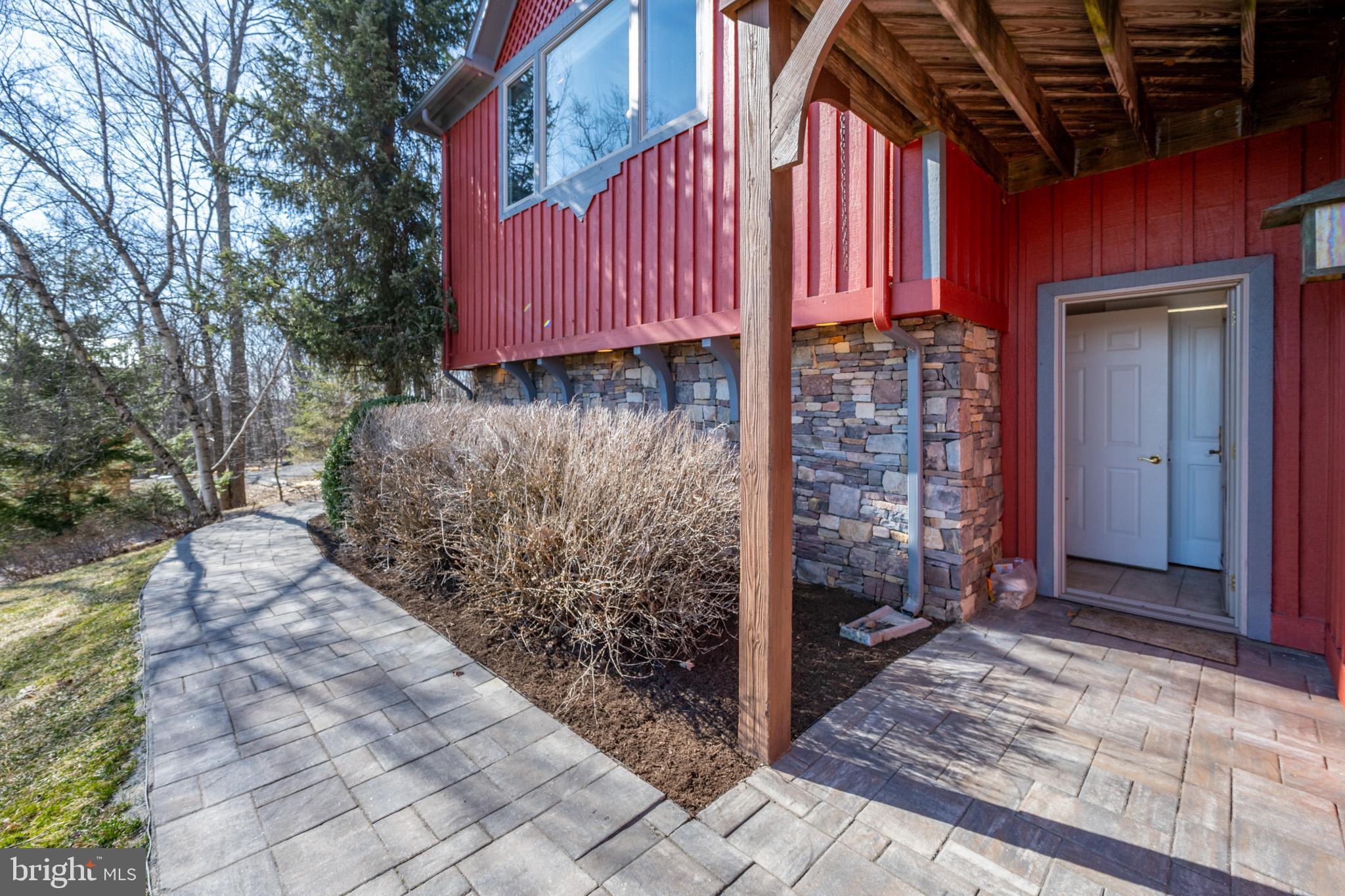 MONTE VISTA HEIGHTS - Residential