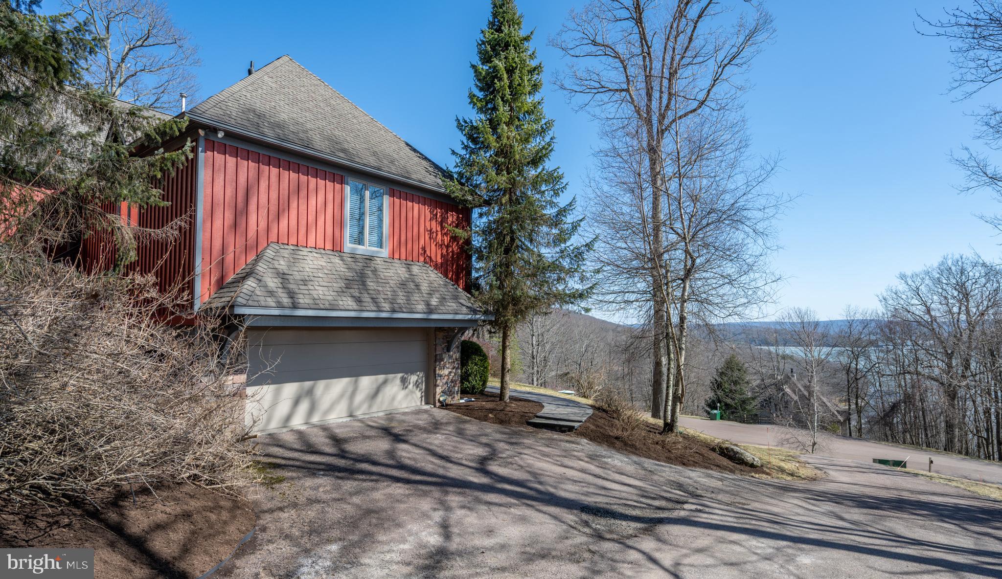 MONTE VISTA HEIGHTS - Residential