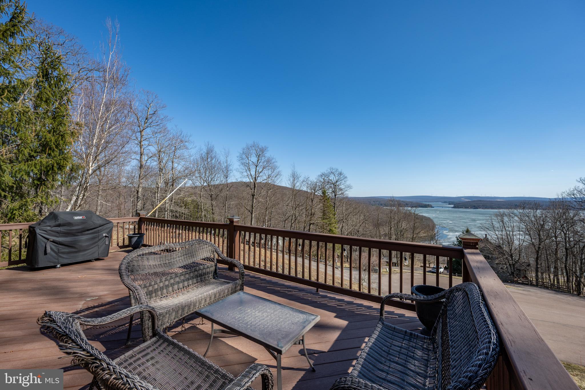 MONTE VISTA HEIGHTS - Residential