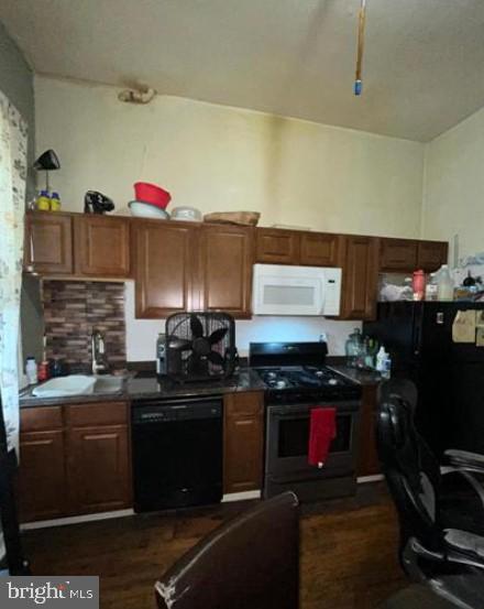 EASTERWOOD - Residential