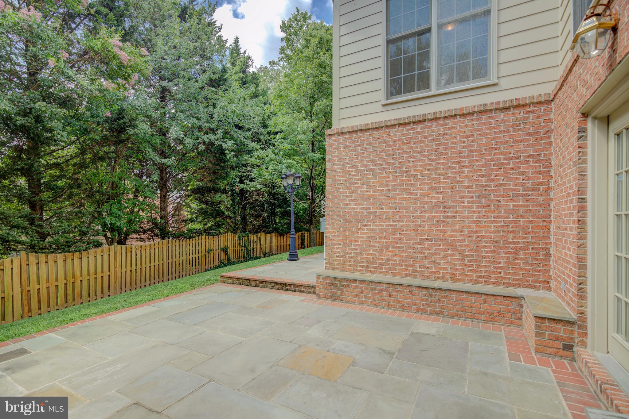 FREEDOM PARK - Residential Lease