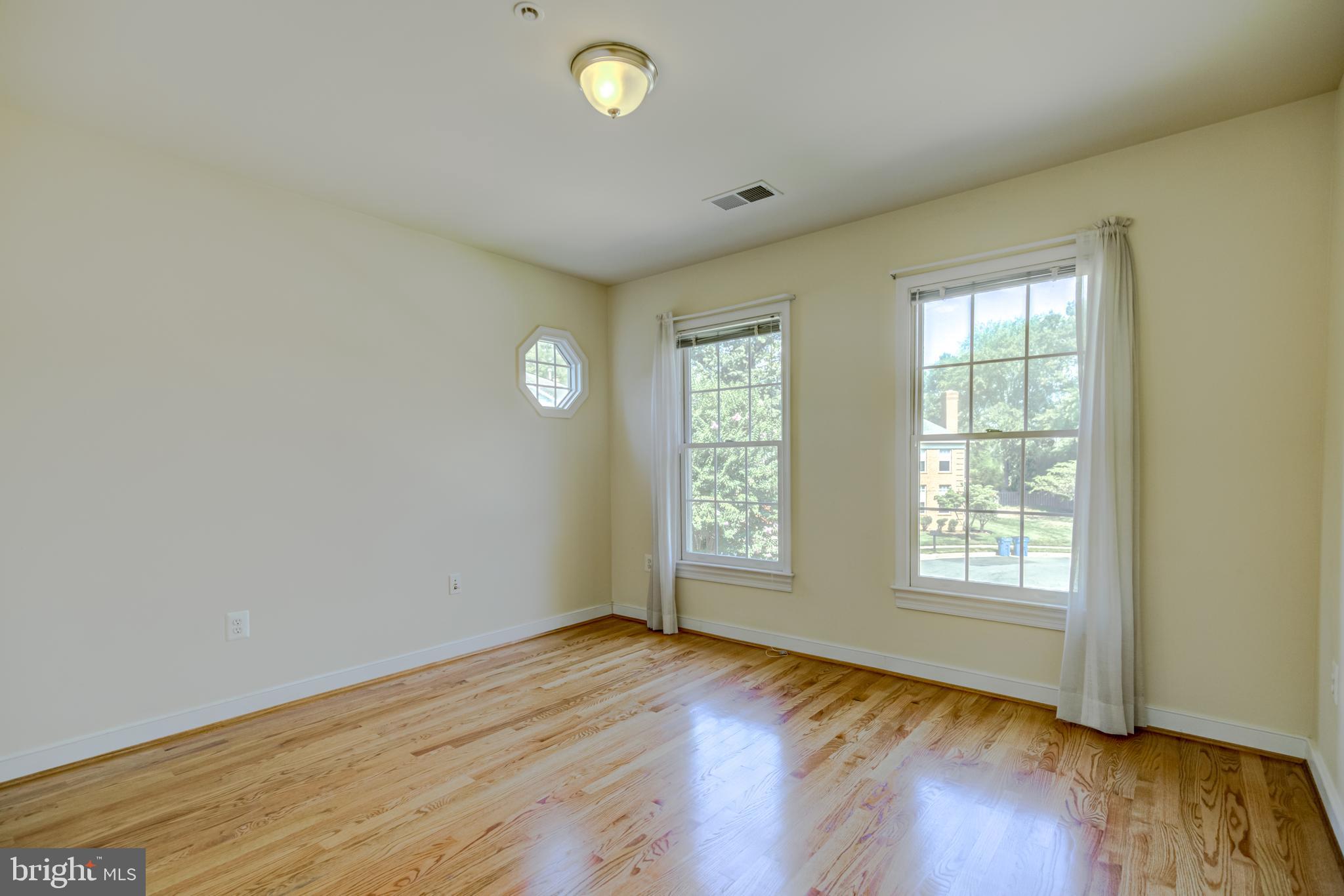 FREEDOM PARK - Residential Lease