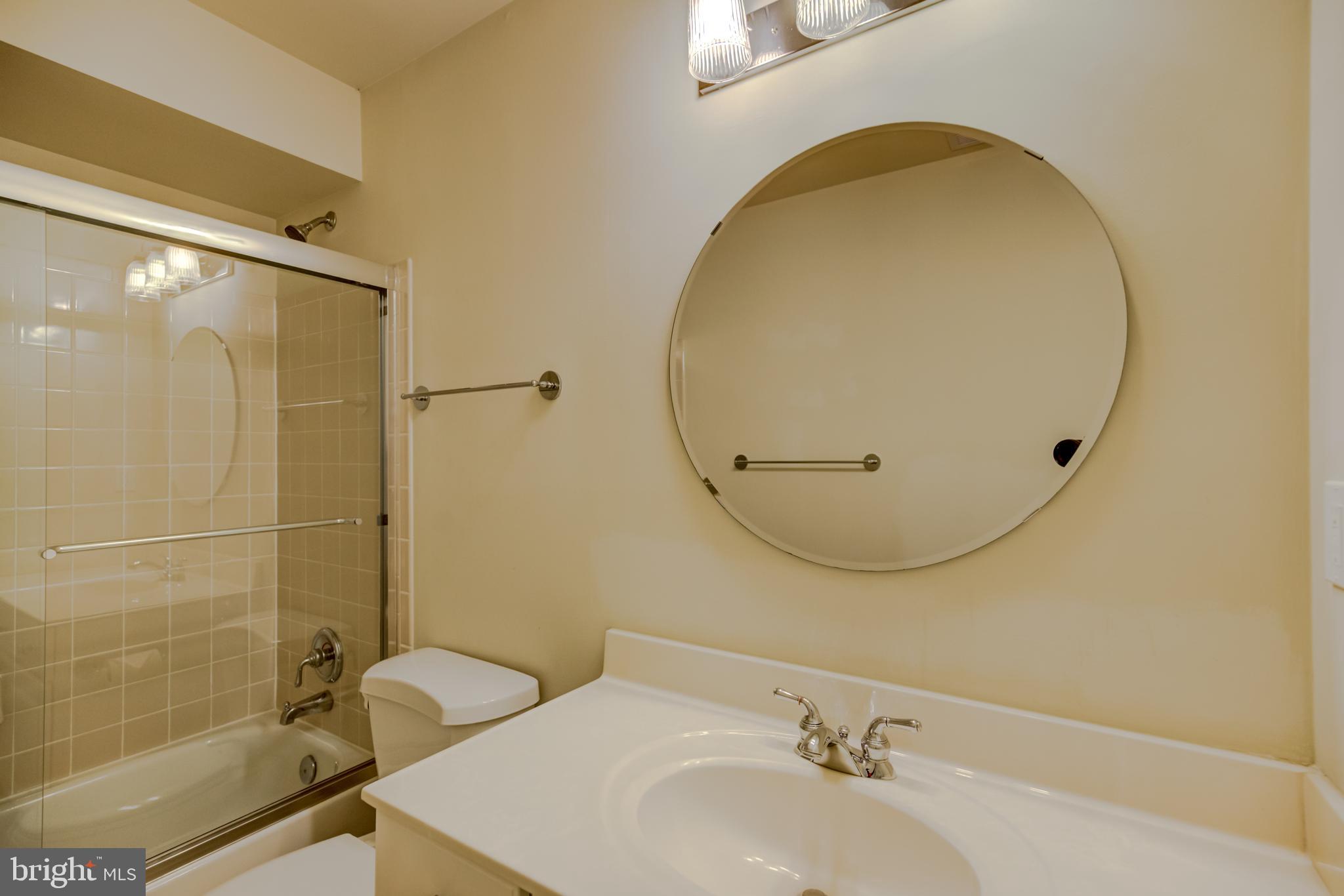 FREEDOM PARK - Residential Lease