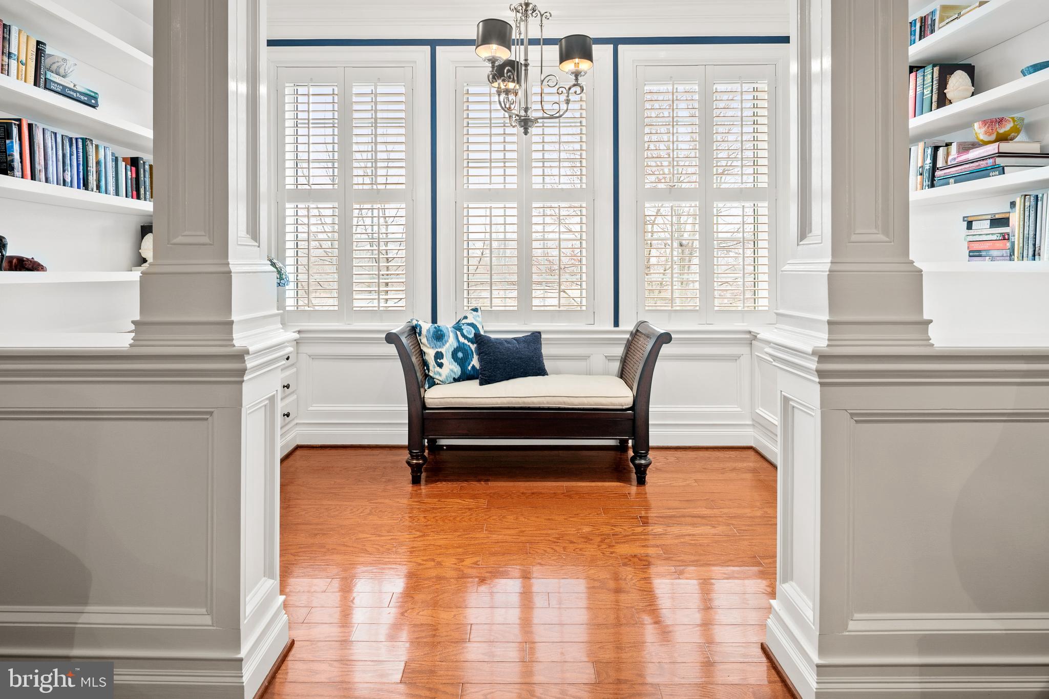 FOUR SEASONS AT ASHBURN VILLAGE - Residential