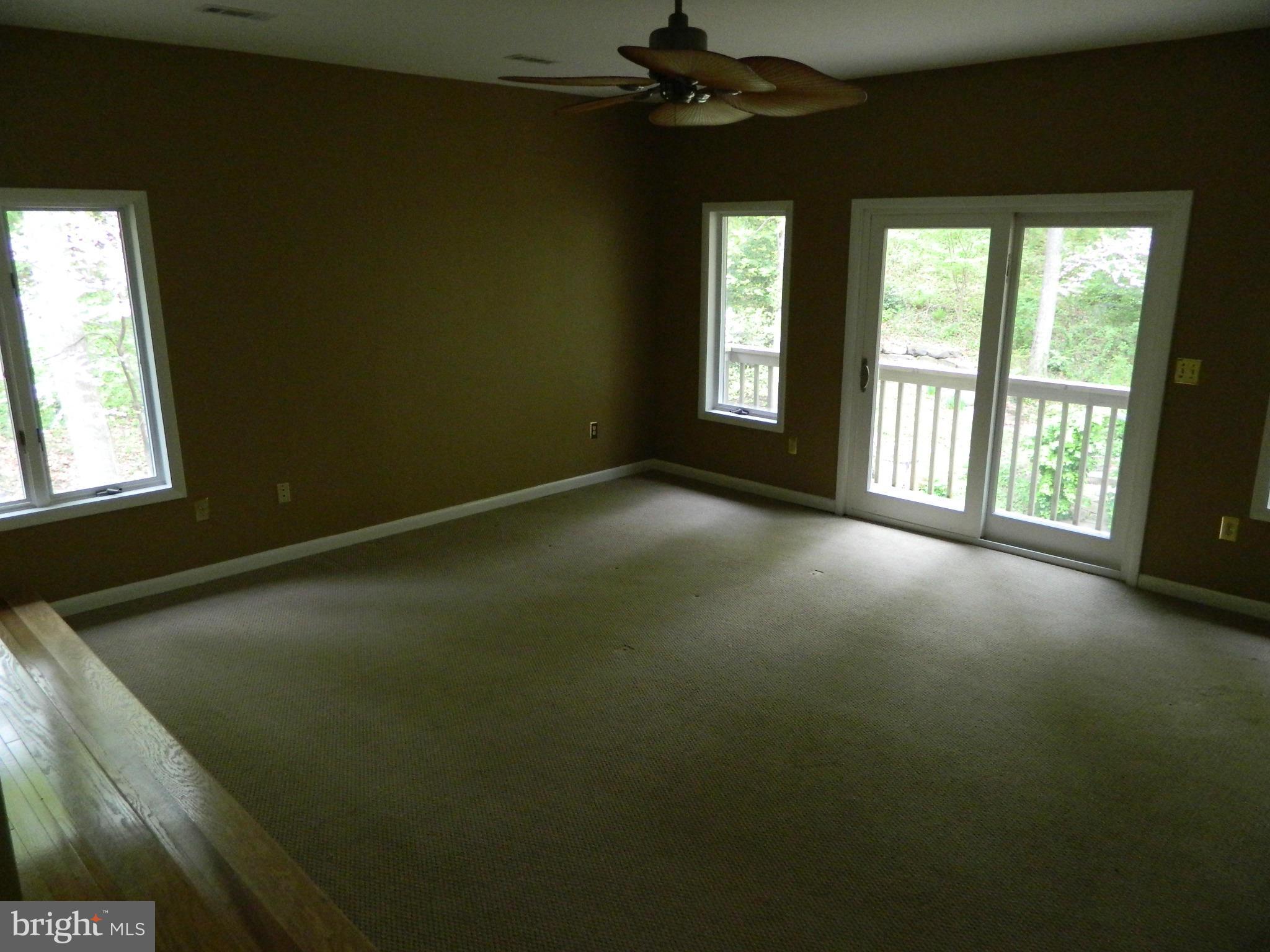 HARBOUR GLEN - Residential Lease