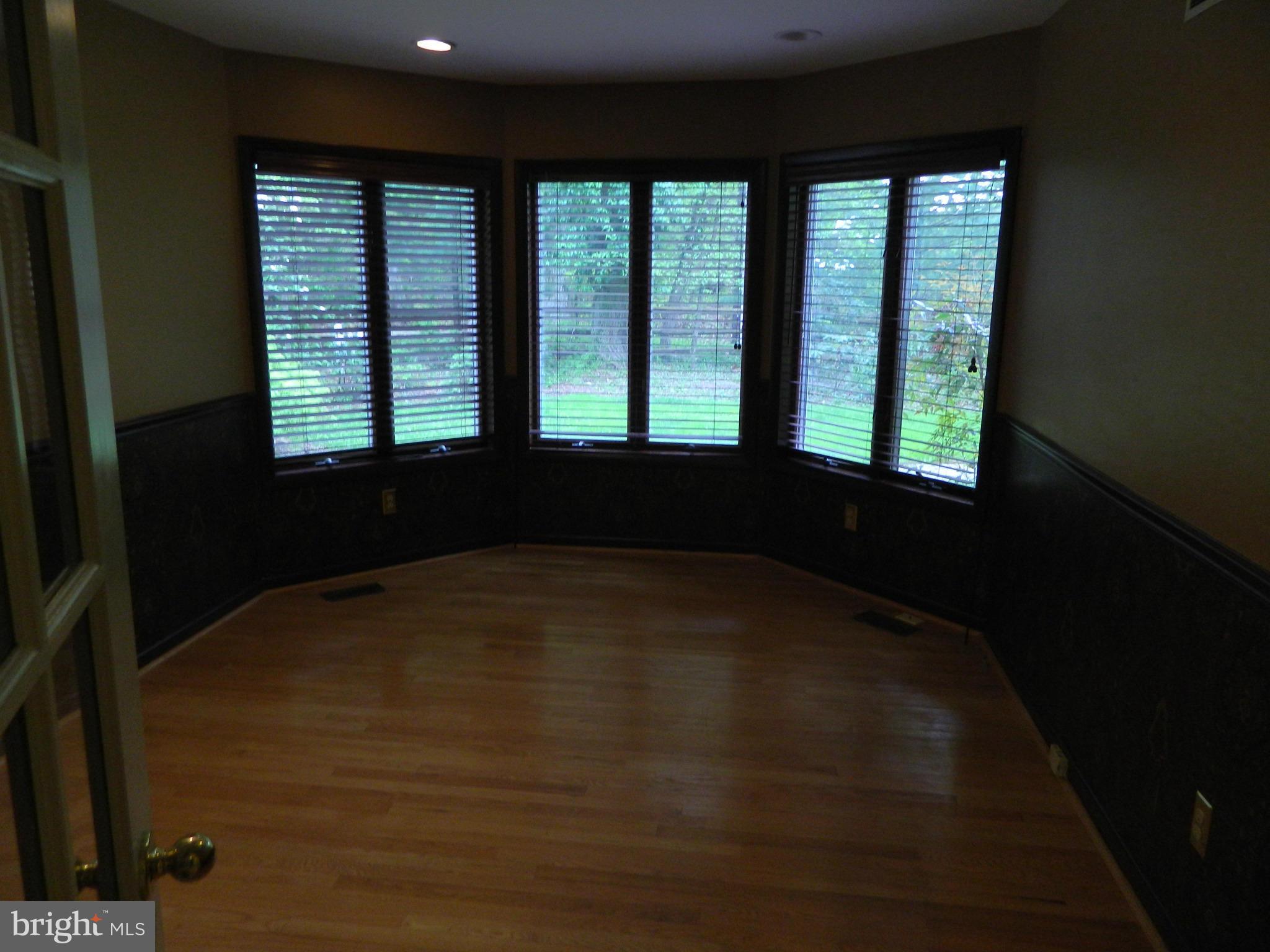 HARBOUR GLEN - Residential Lease