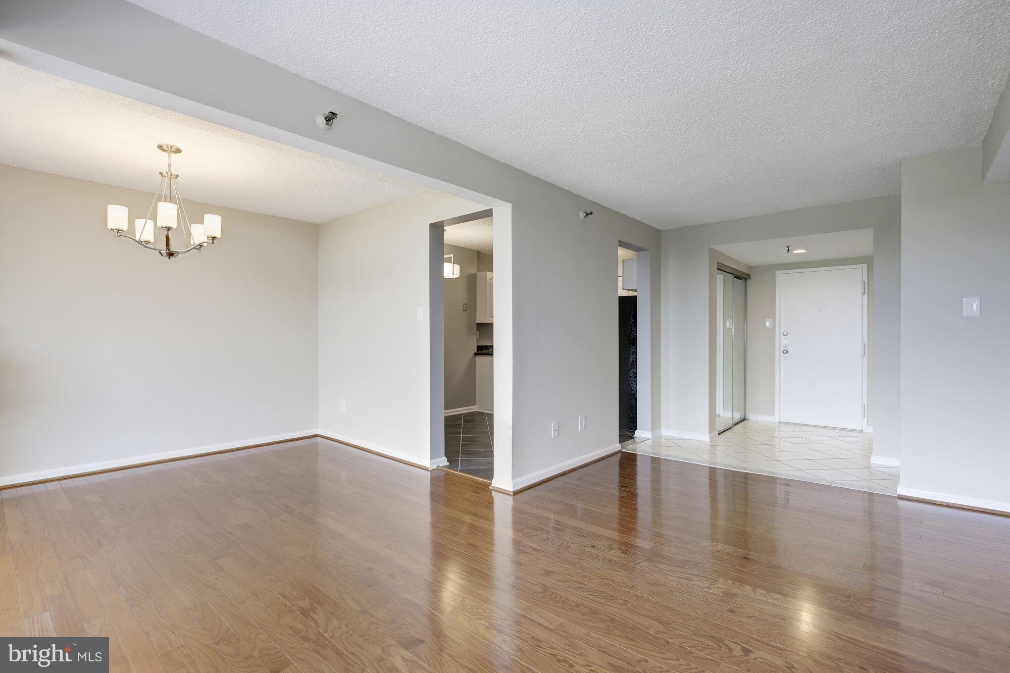 CHELSEA TOWERS - Residential Lease